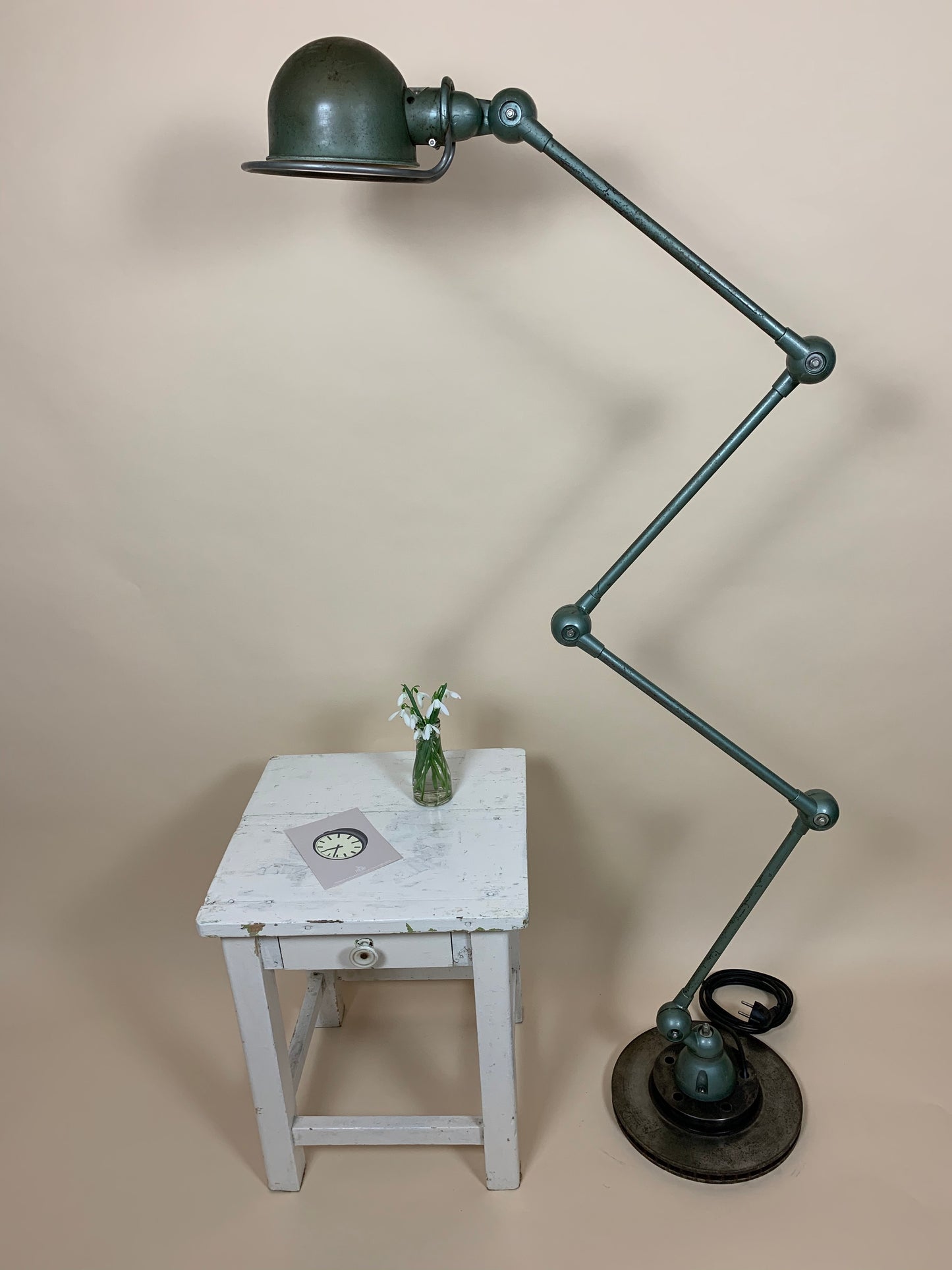 Original grüne Jieldé Stehlampe