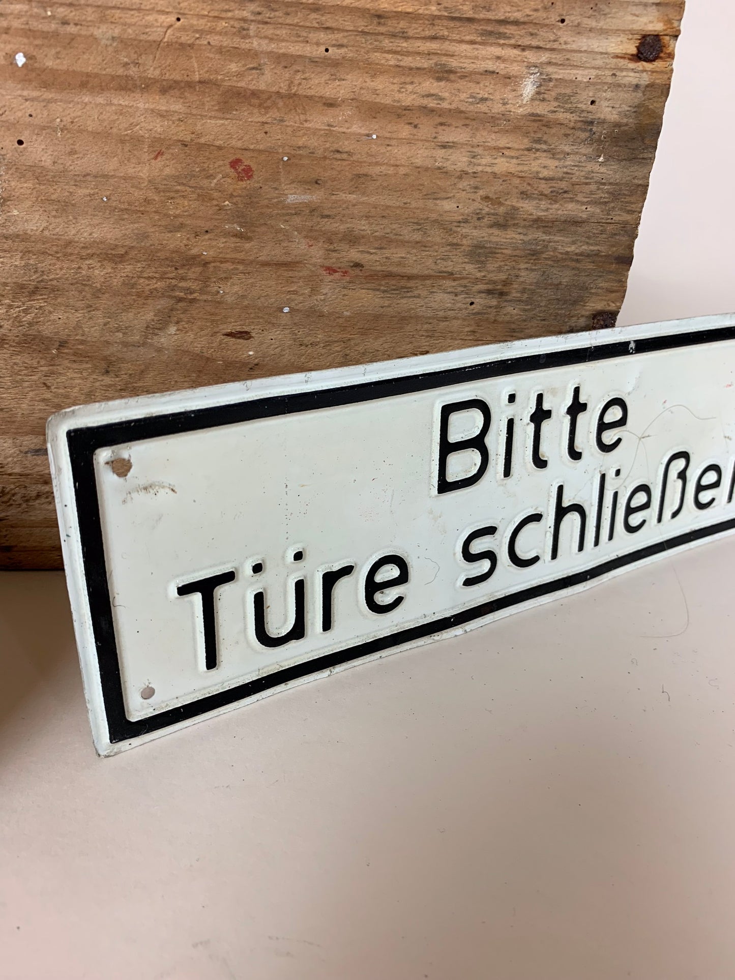 Kleines deutsches Schild