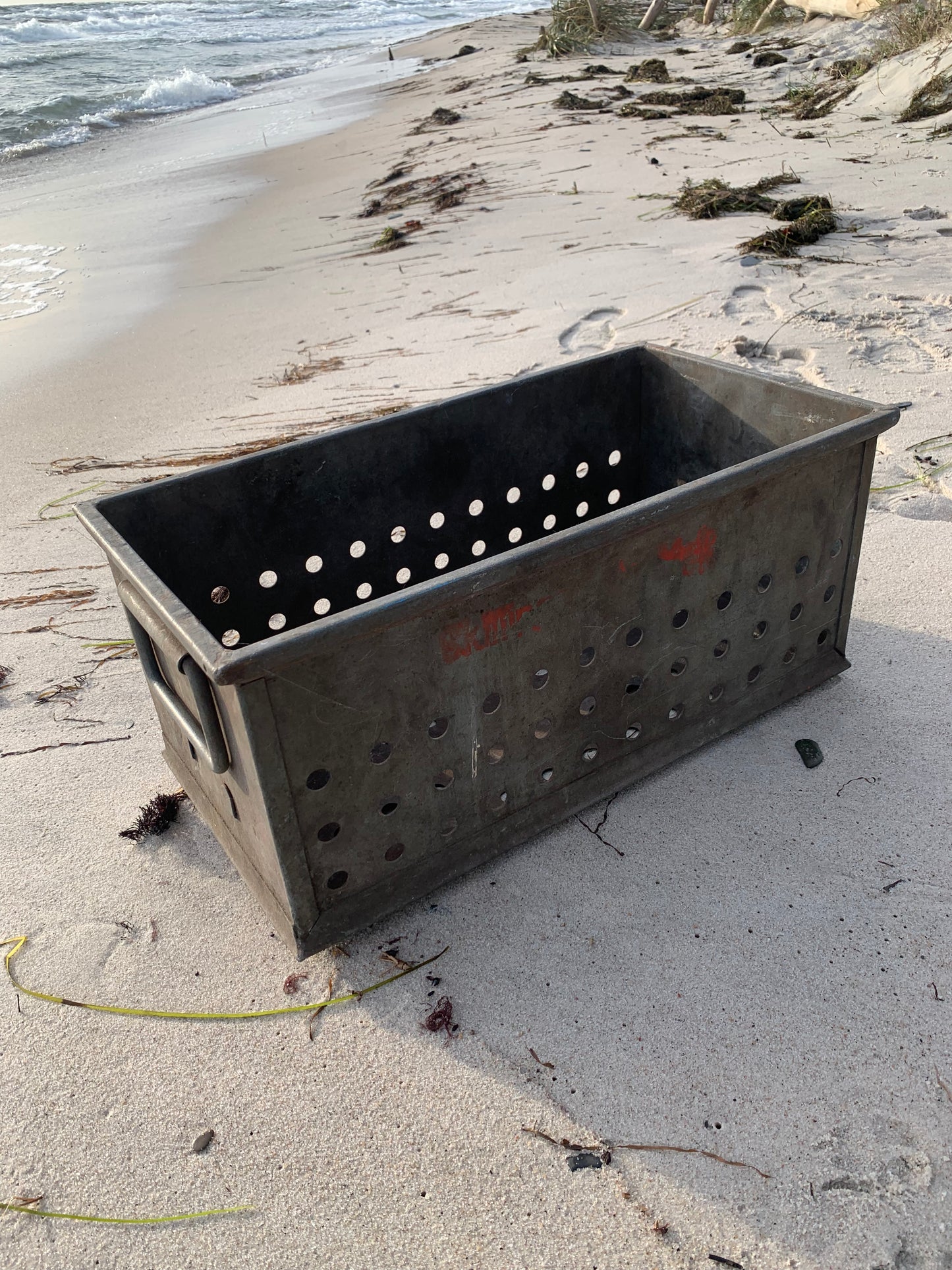 Schweres Metallgehäuse