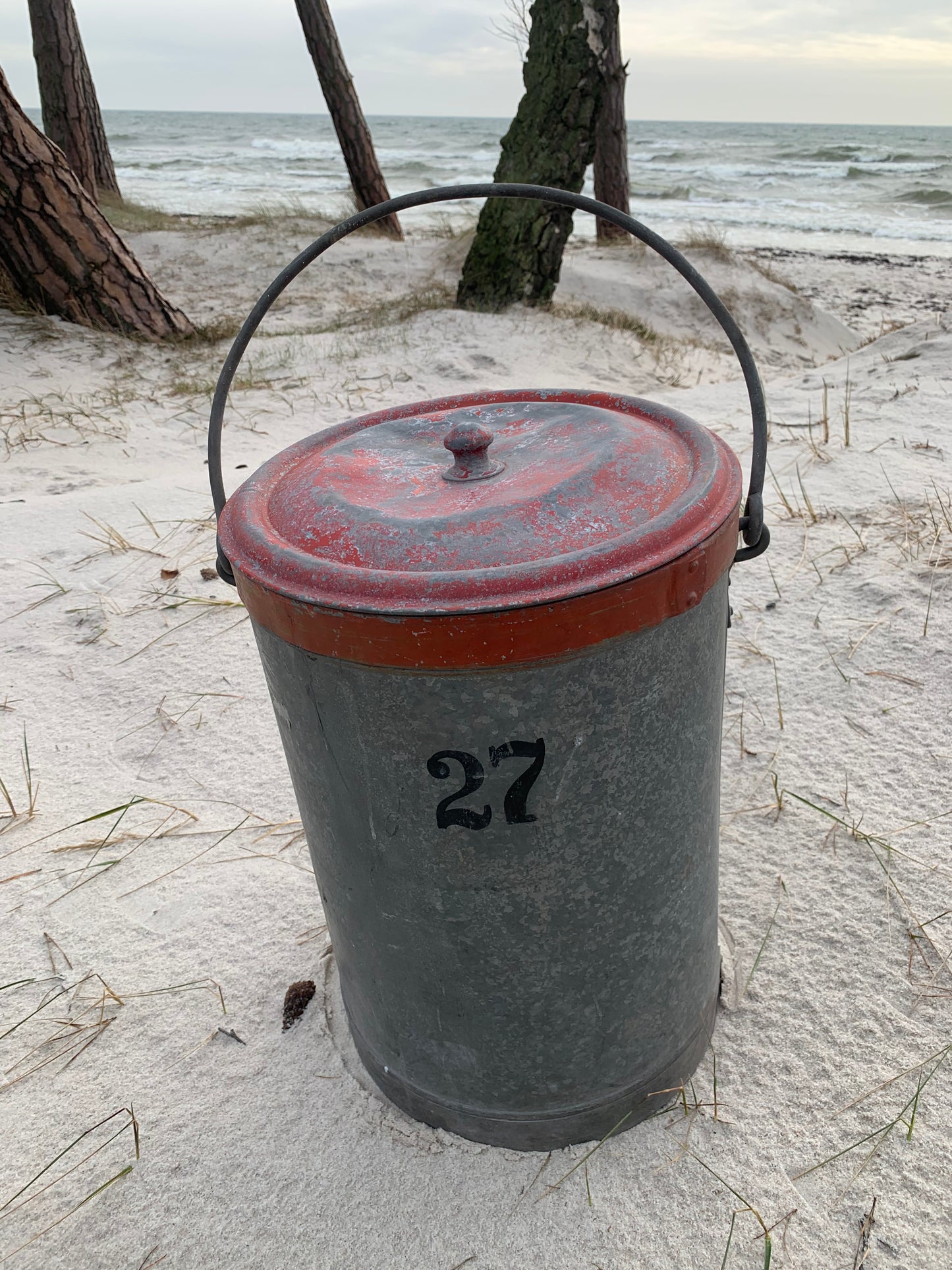 Dekorativer Feuereimer mit Deckel - Nr. 27