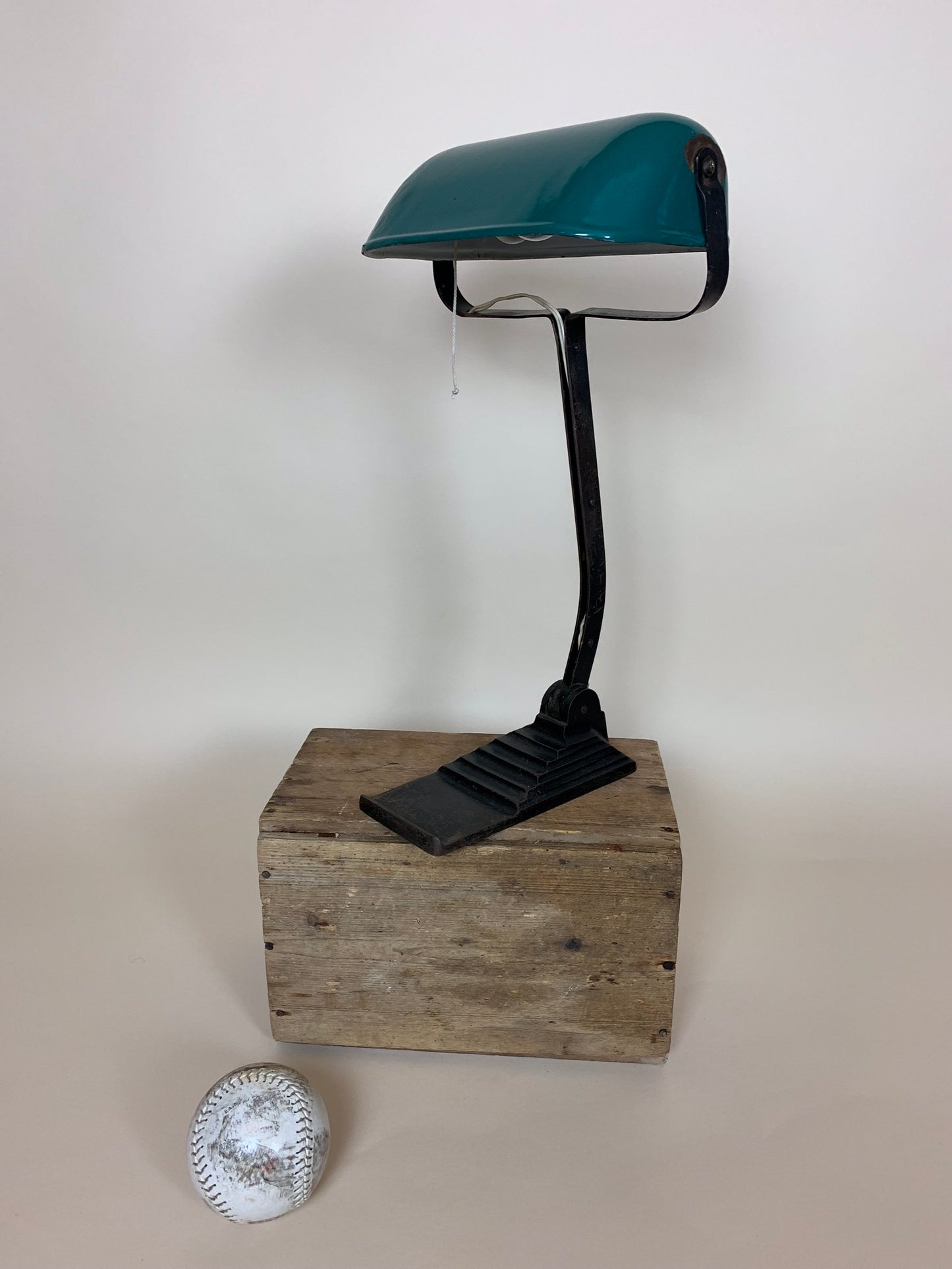 Alte Erpe Schreibtischlampe aus Belgien