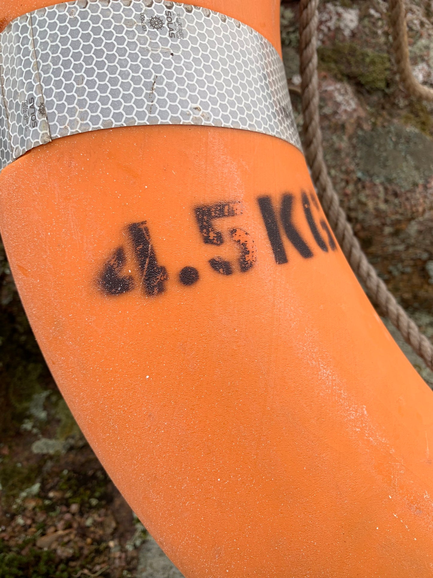 Rettungsring mit Schrift