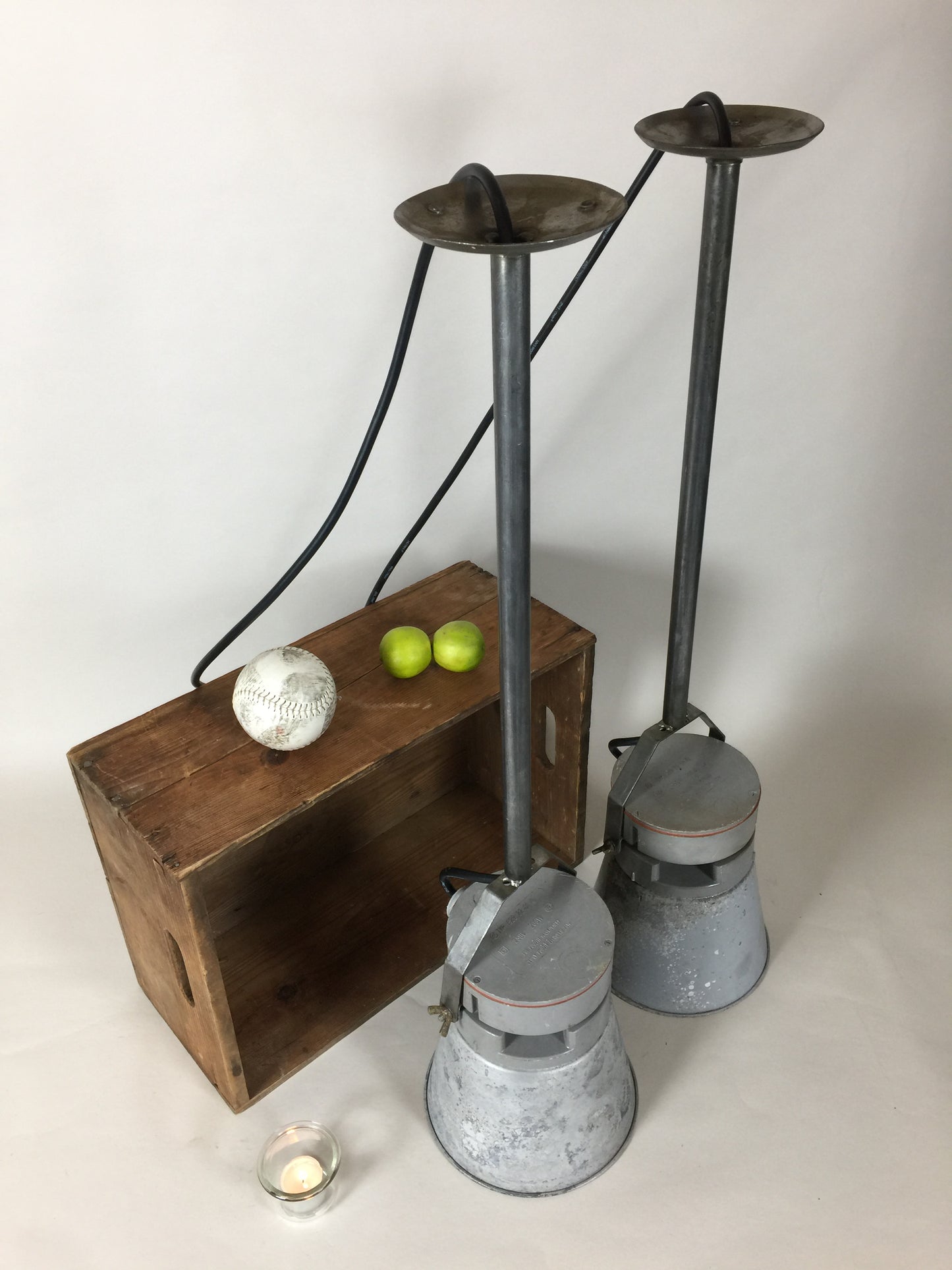 Schöne rohe Decken- oder Wandlampe (Preis gilt pro Stück)
