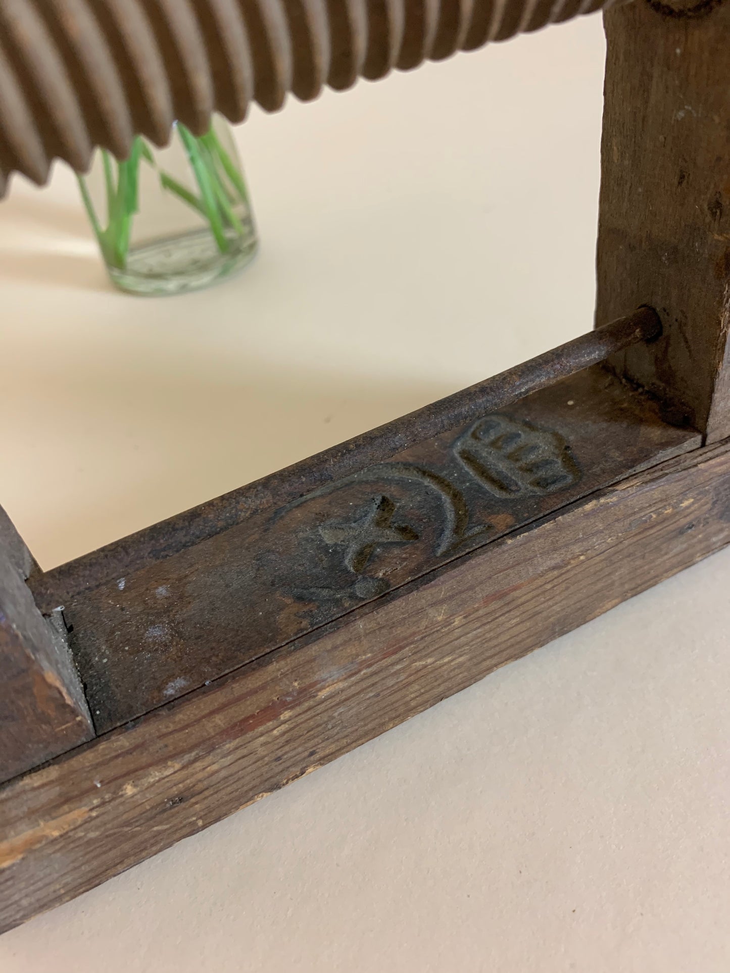 Schraubzwinge mit schönen Details