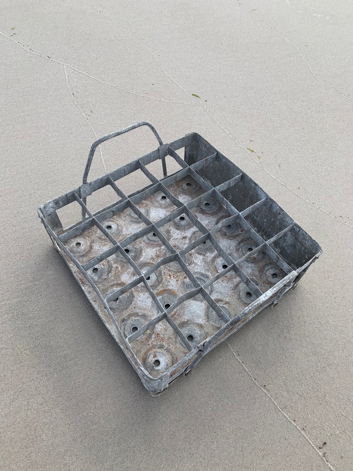 Flaschenkasten aus Zink