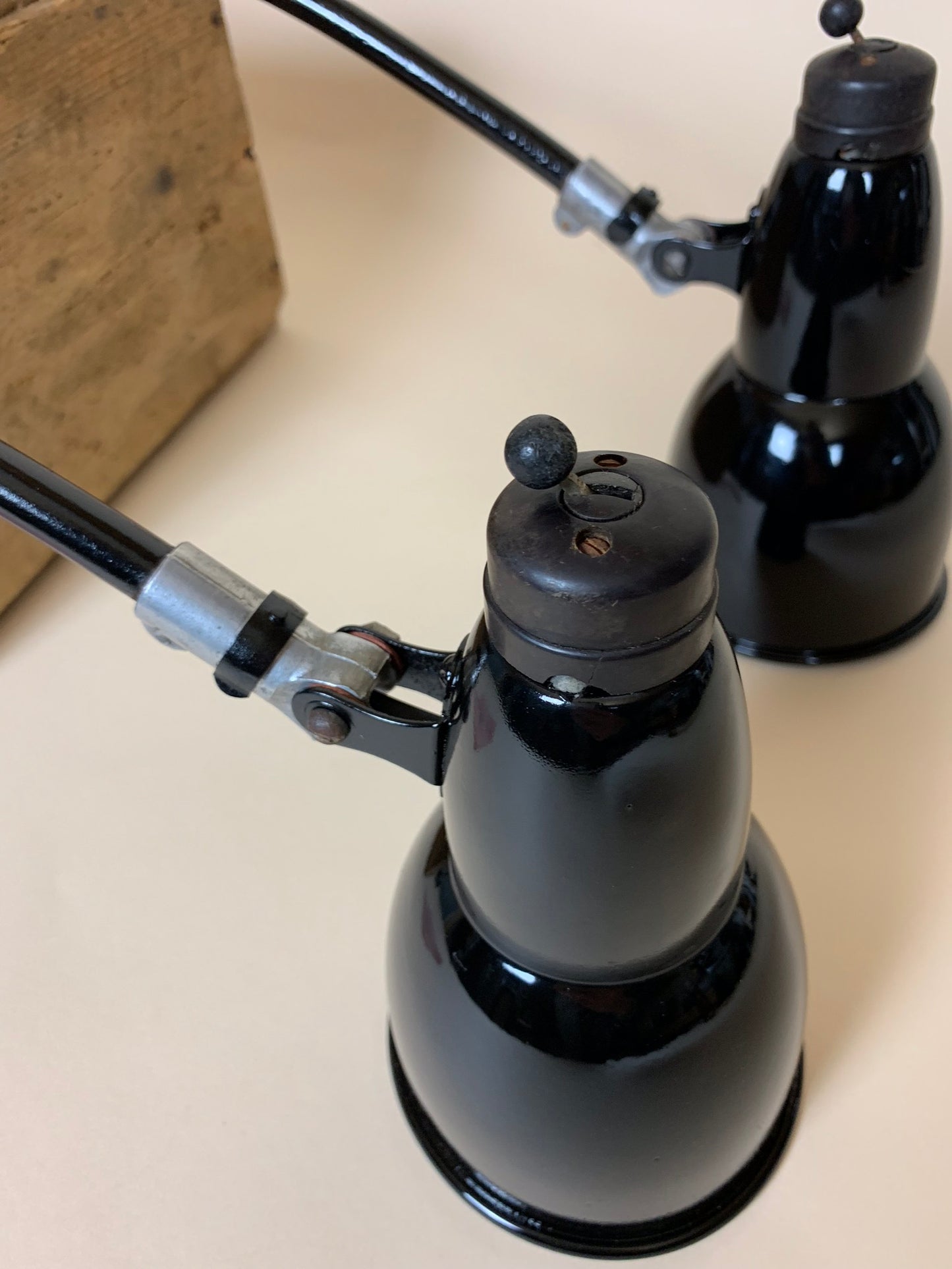 Schwarze Lampe - einzeln verkauft (Preis gilt pro Stück)