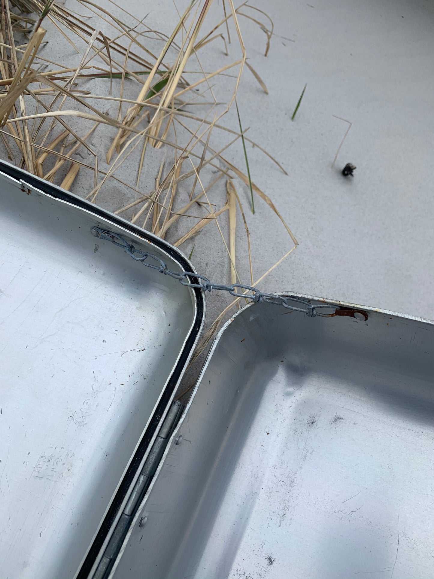 Kasten des Roten Kreuzes