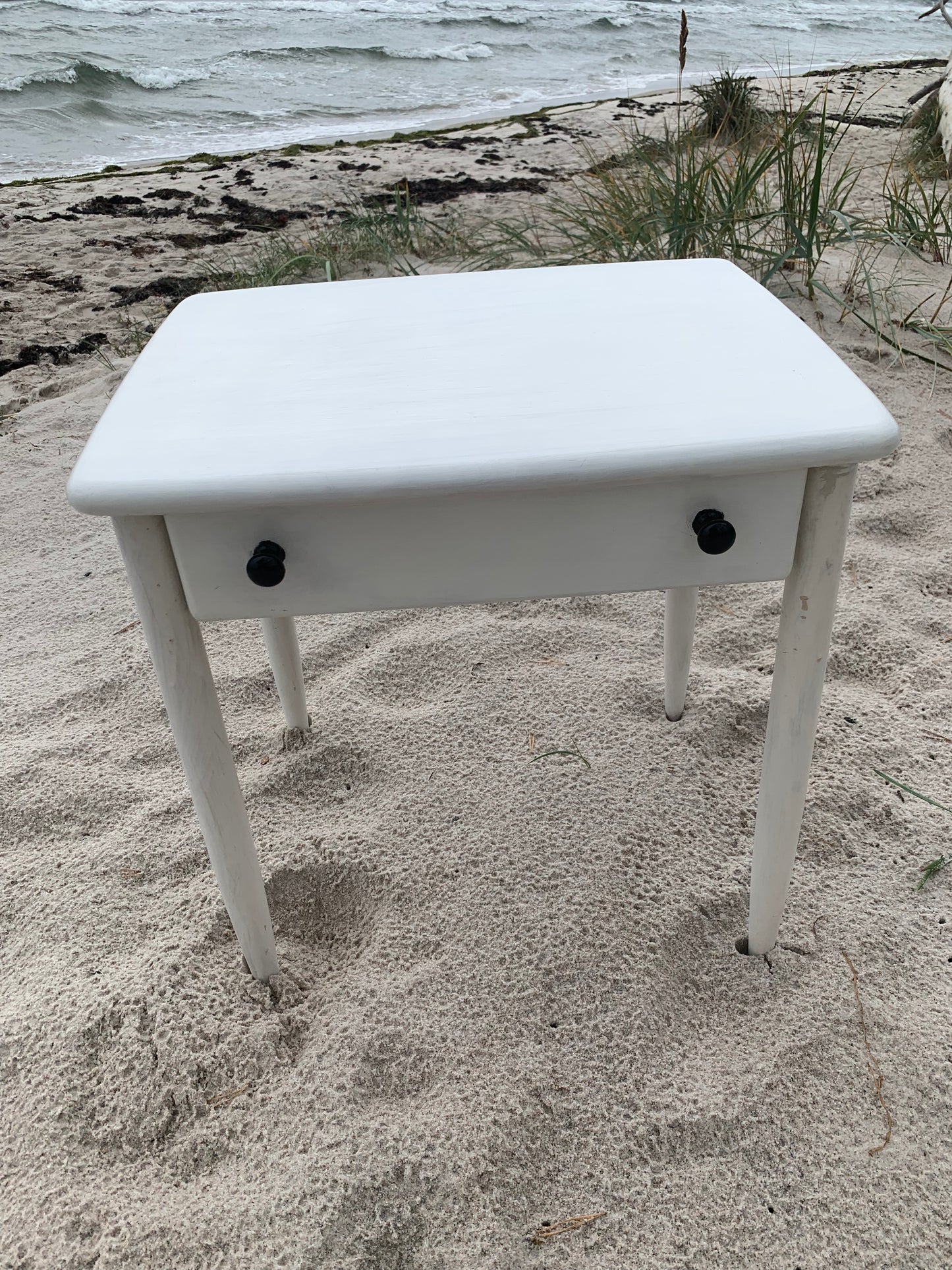Kindertisch mit Schublade