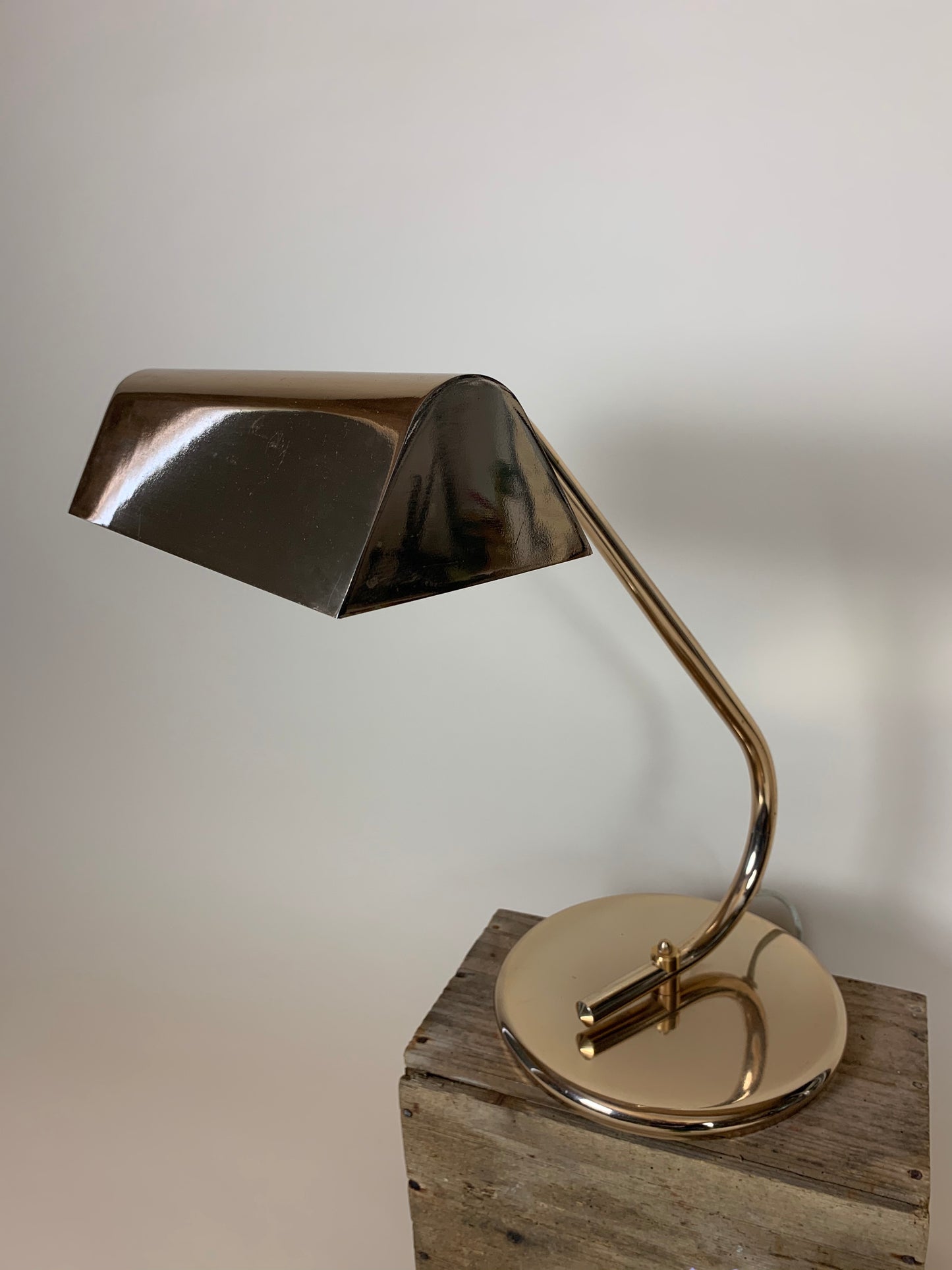 Lampe aus Messing