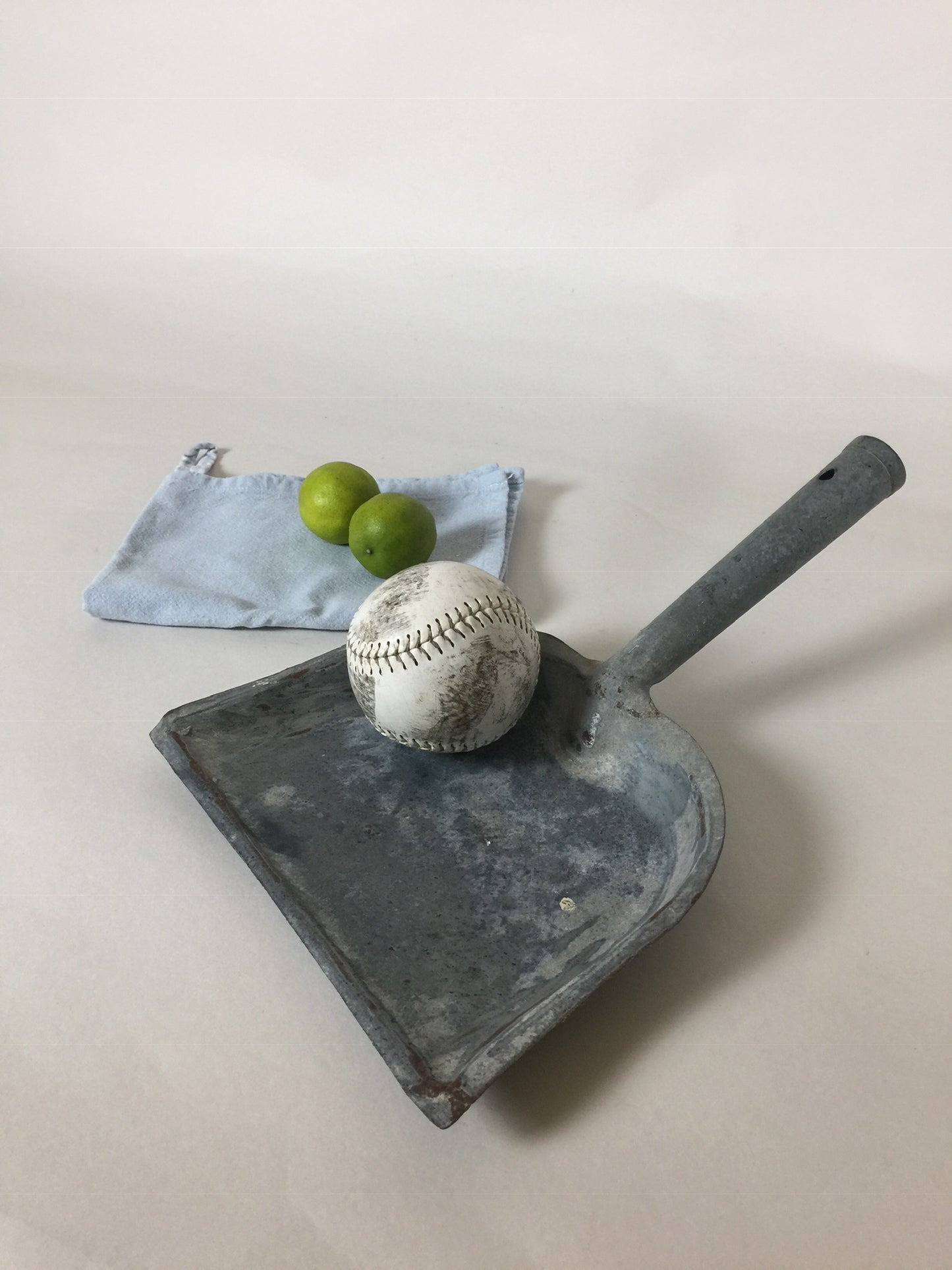 Schöne alte Kehrmaschine