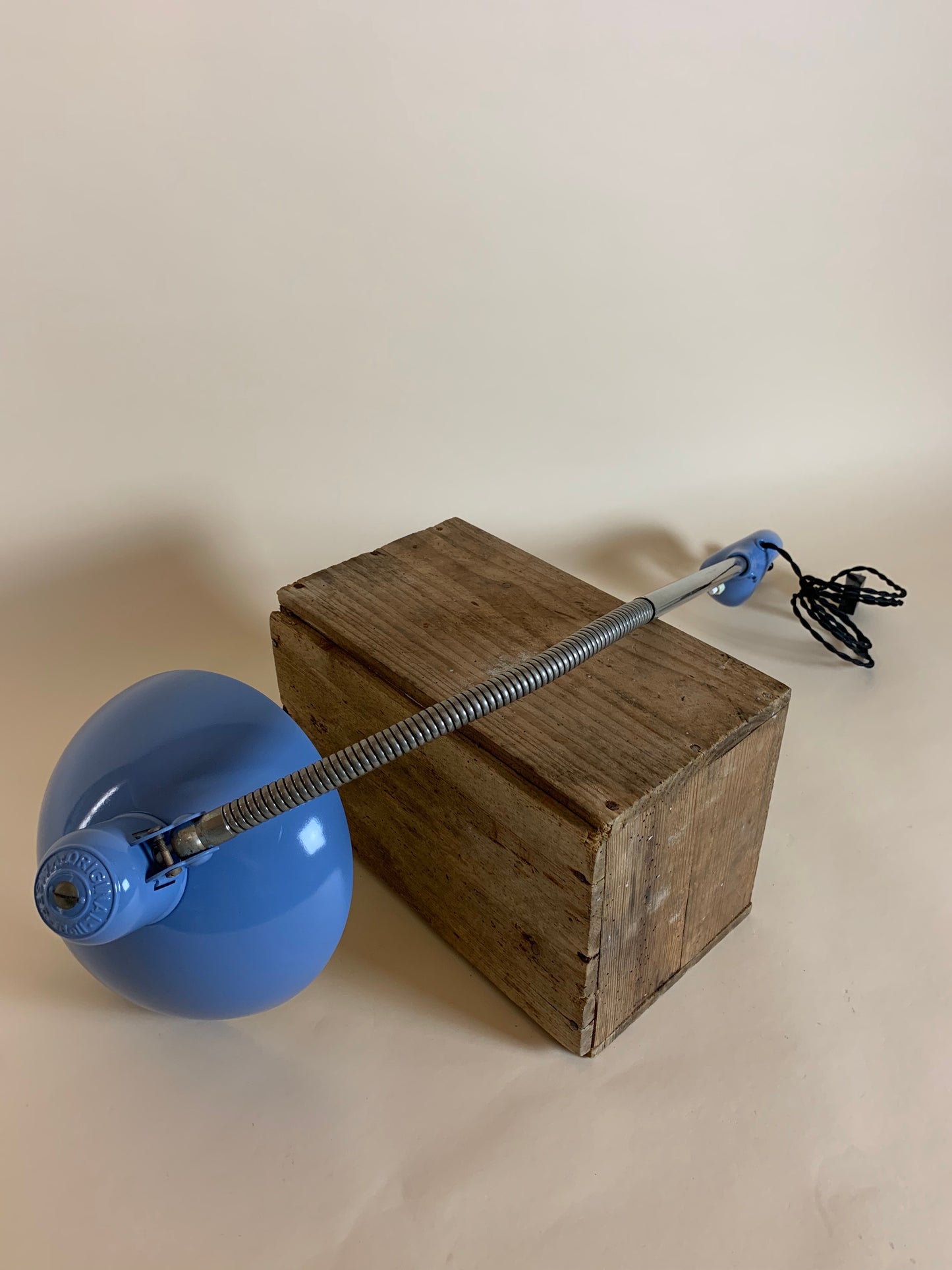 Kaiser Idell 6740 - Taubenblau