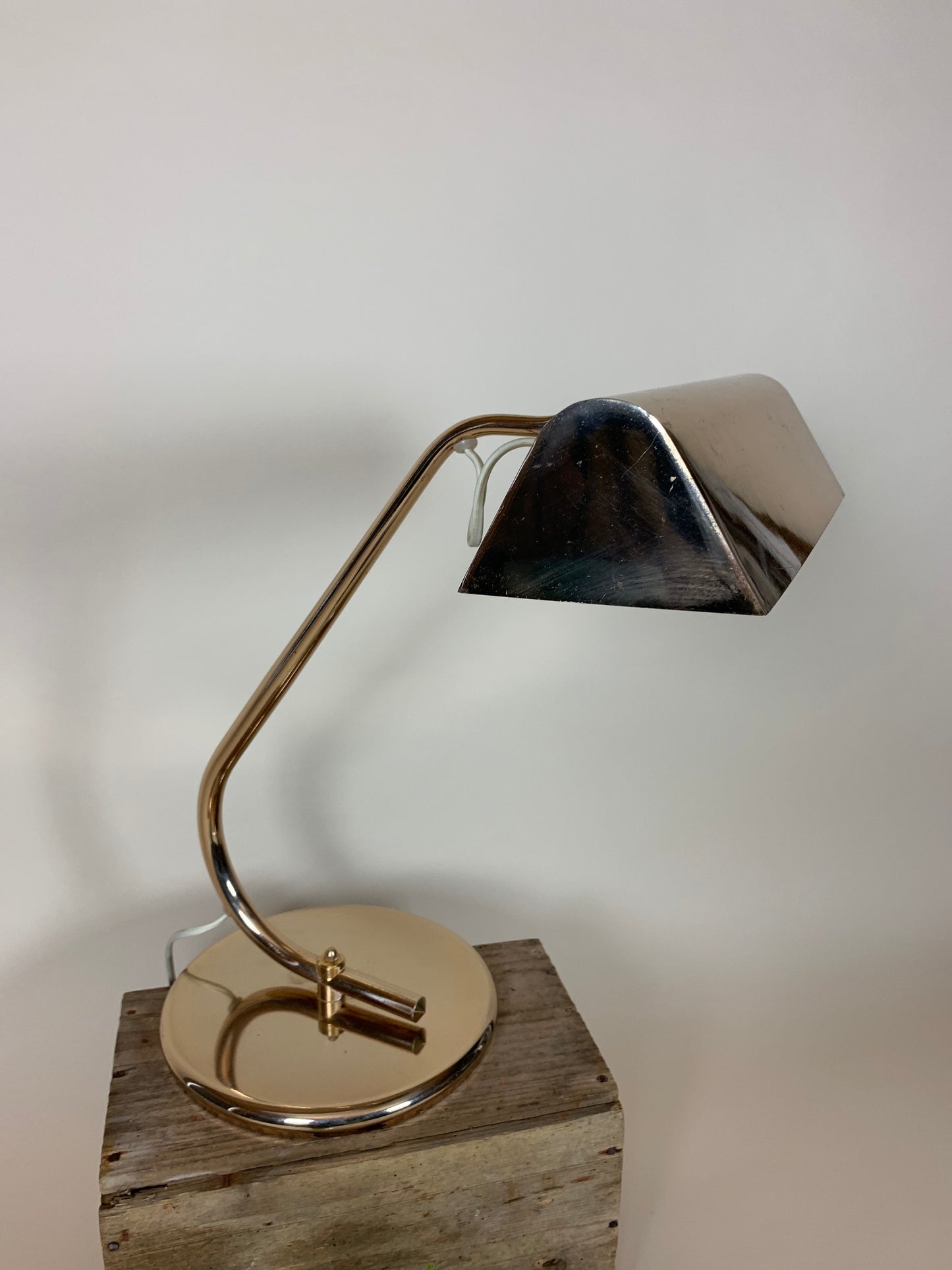 Lampe aus Messing