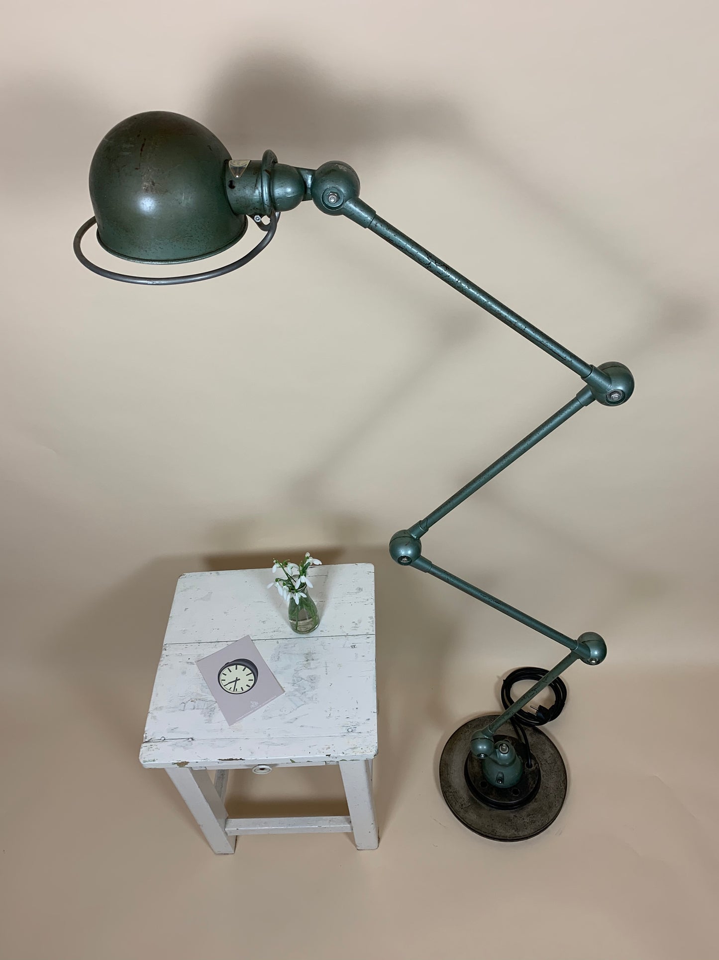 Original grüne Jieldé Stehlampe