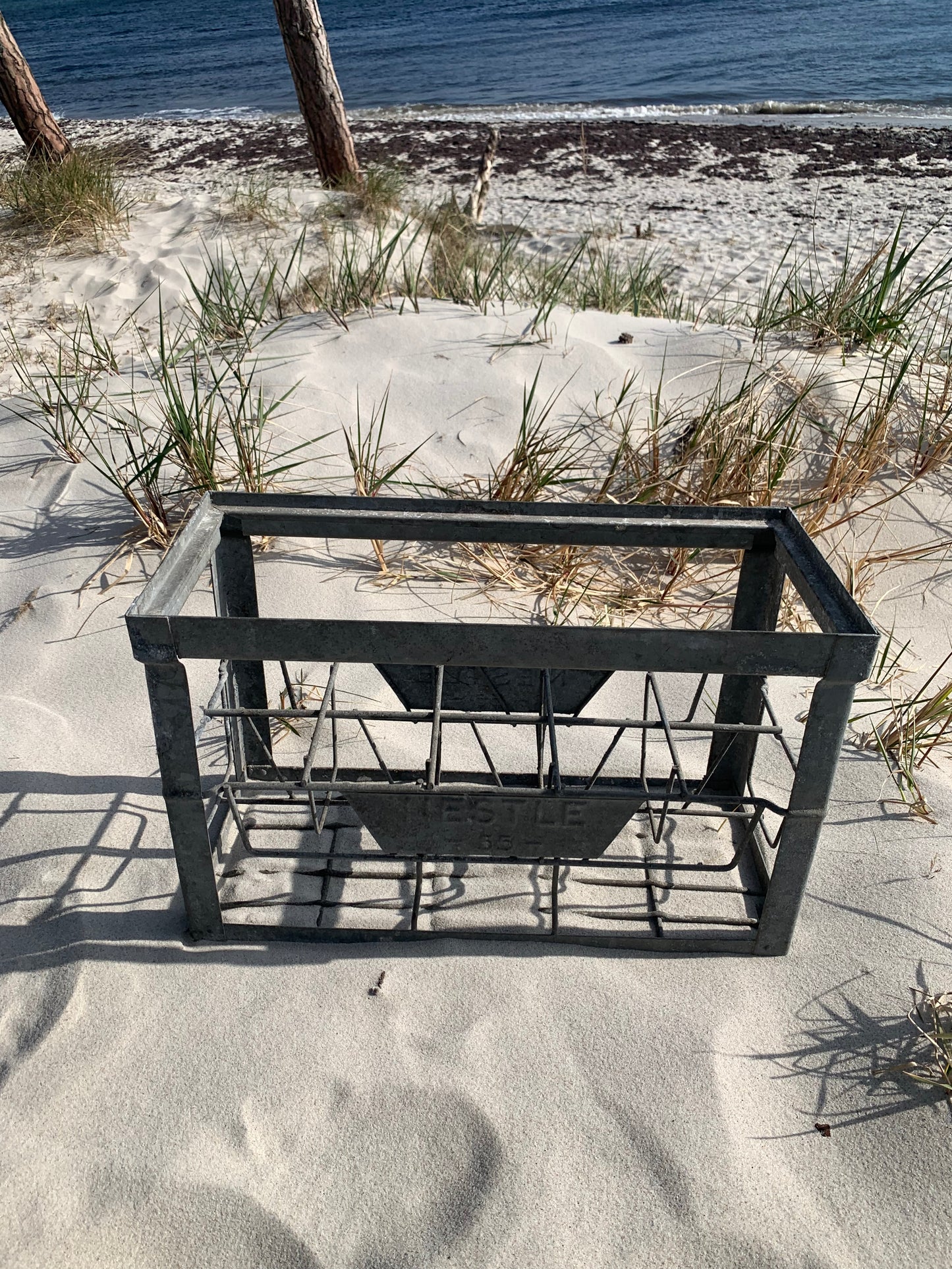 Französische Flaschenkiste - Nestlé