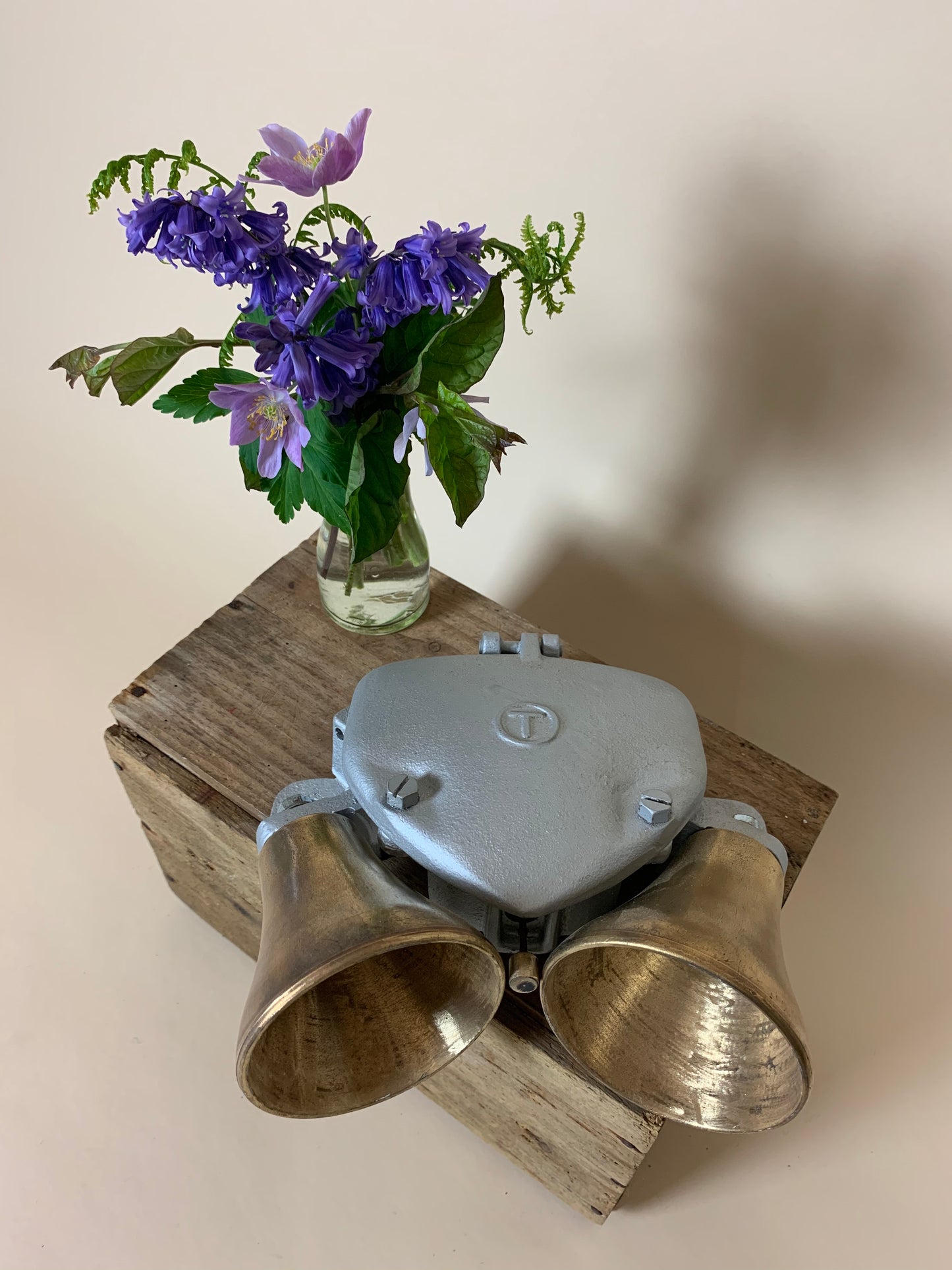 Alte Glocke aus Messing