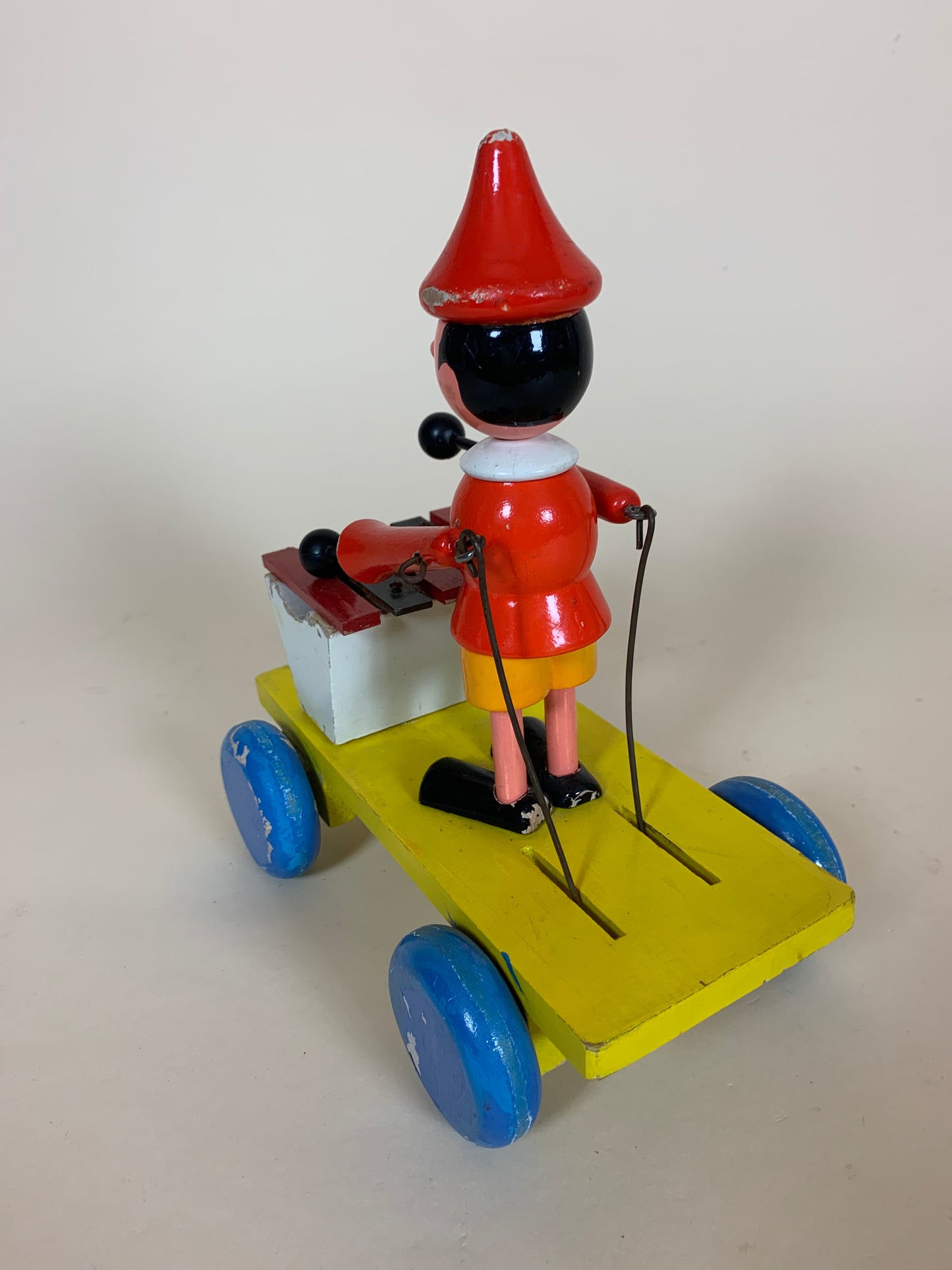 Pinocchio-Vintage-Spielzeug