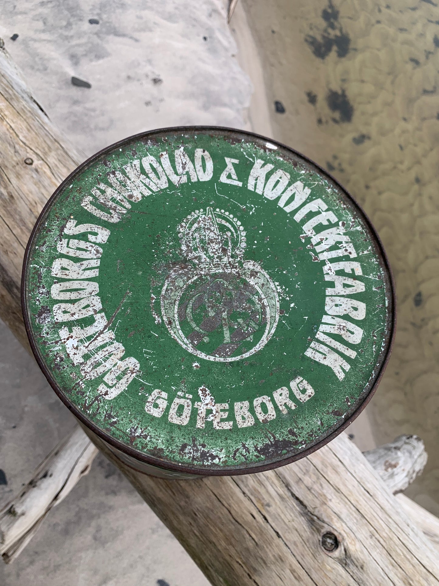 Große schöne Dose aus Göteborg