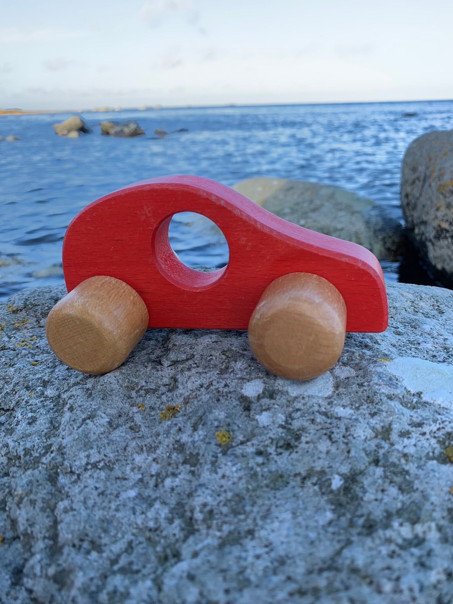Holzauto für die Kleinen.