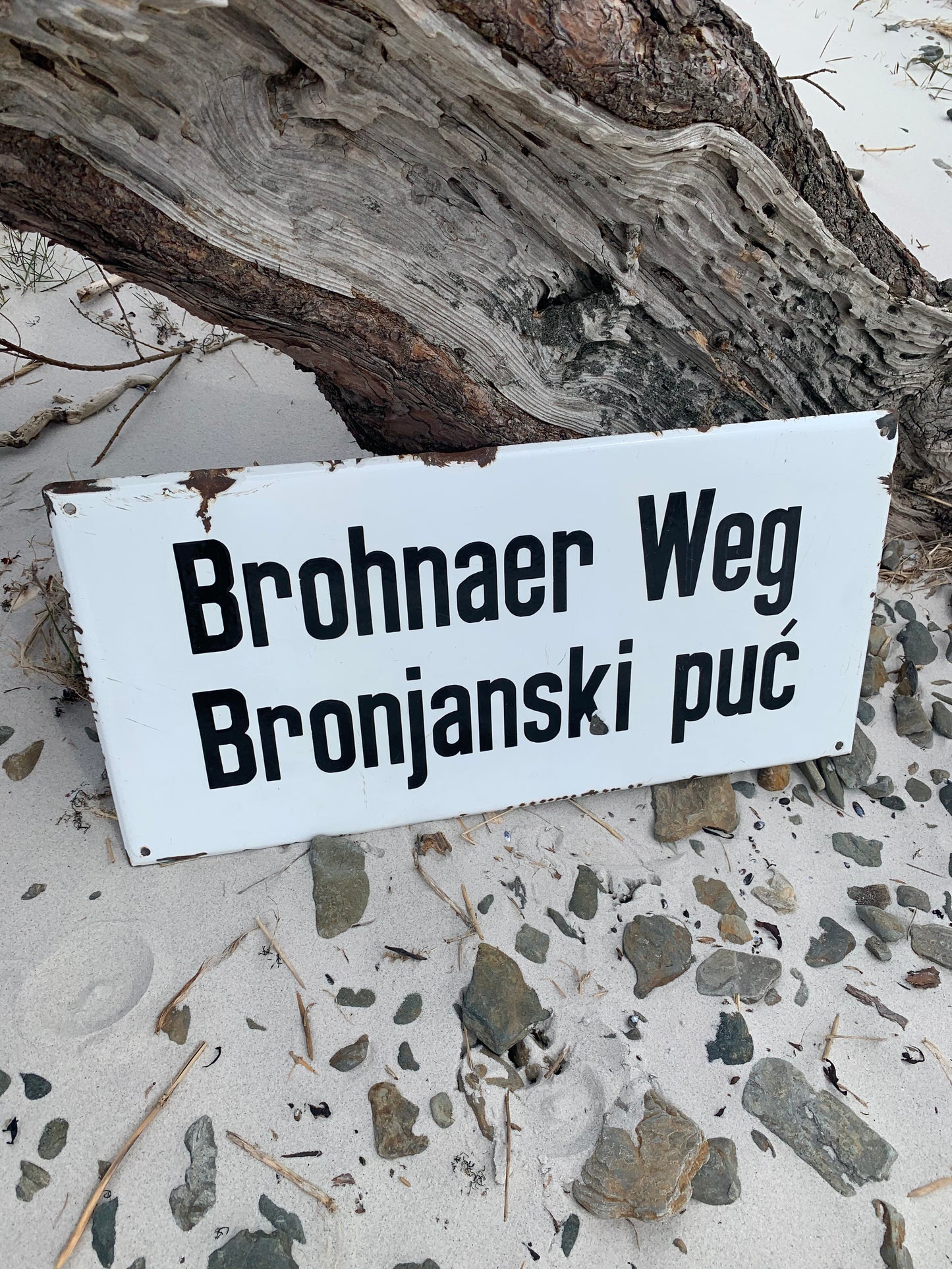 Großes Emailschild