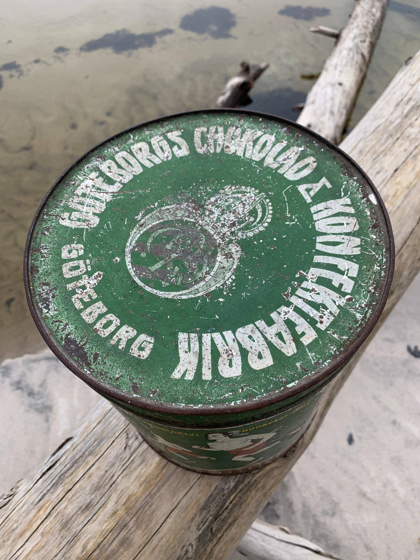 Große schöne Dose aus Göteborg