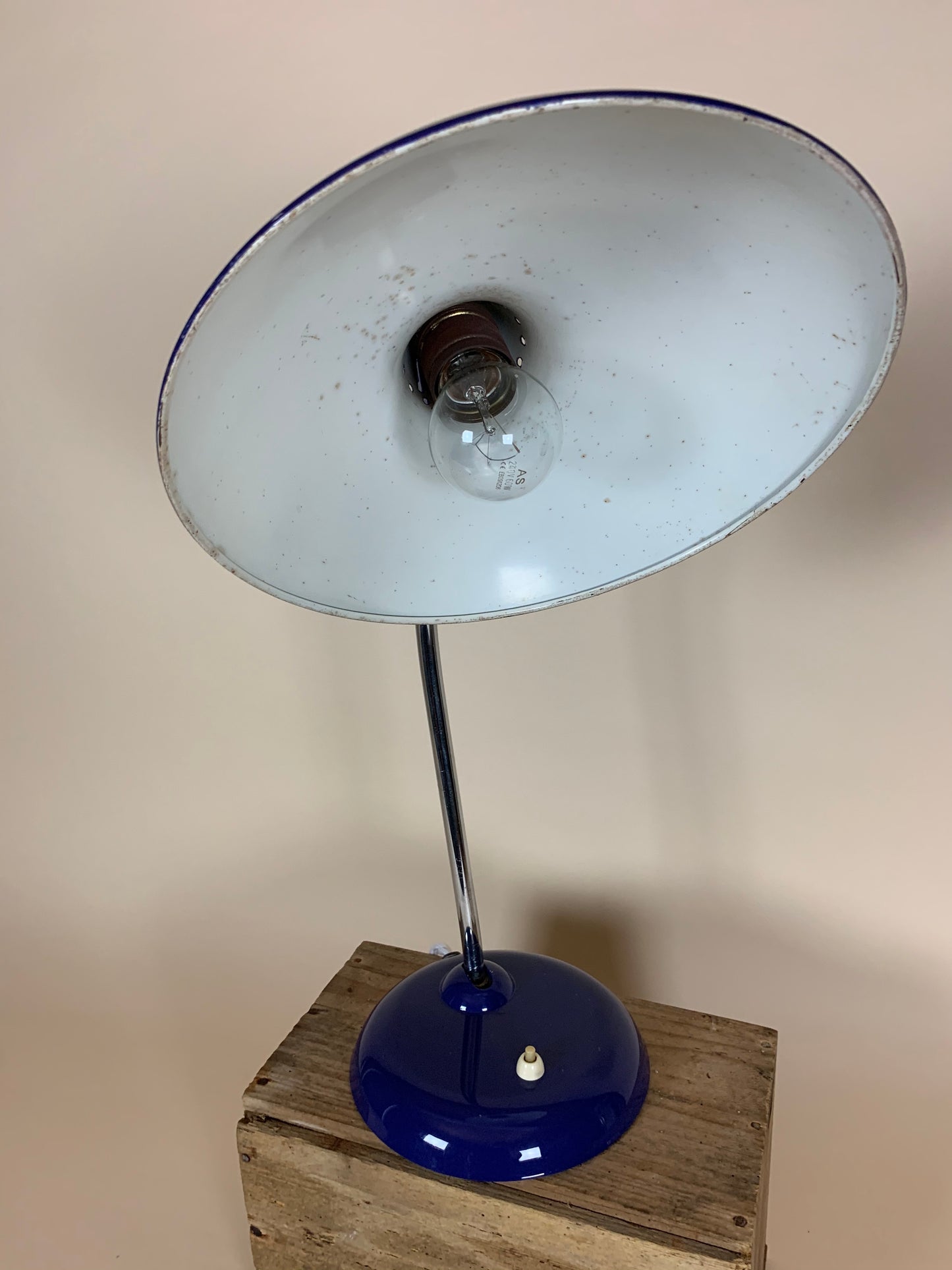Kaiser Idell 6786 - Blau