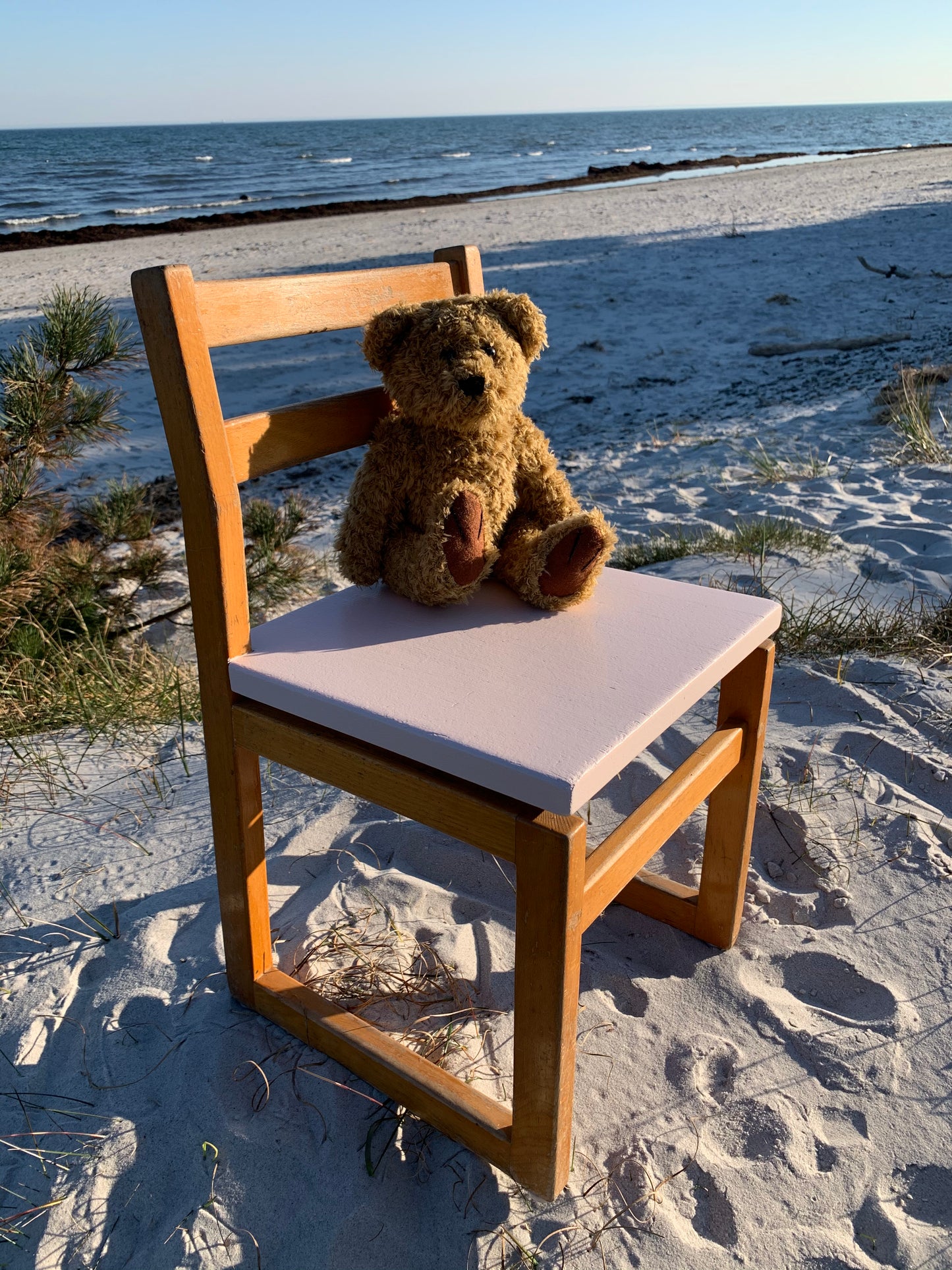 Kinderstuhl aus Holz mit Sitzfläche in rosa - Der Preis gilt pro STCK.