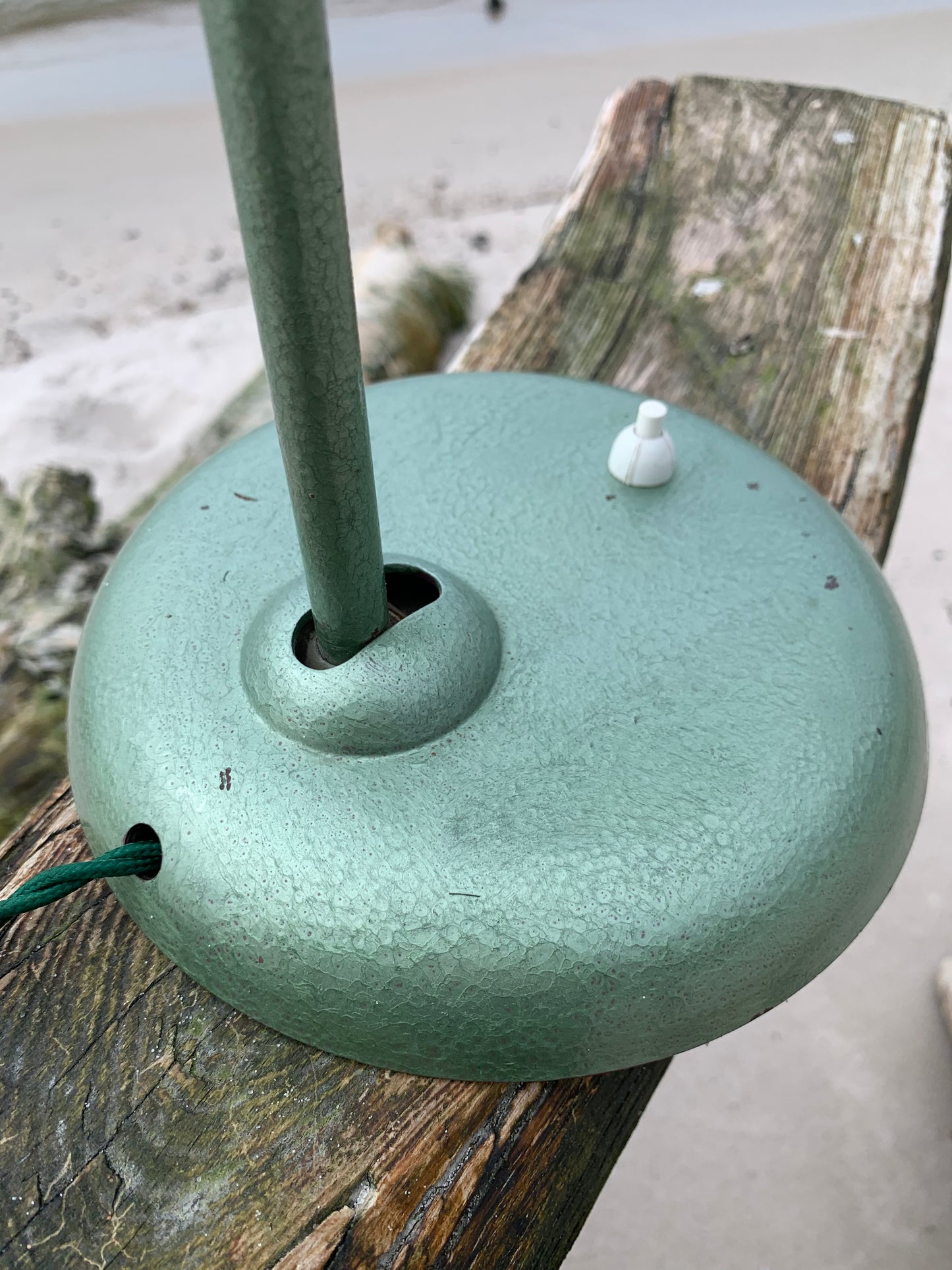 Kaiser Idell 6556 - Grüner Hammerschlaglack