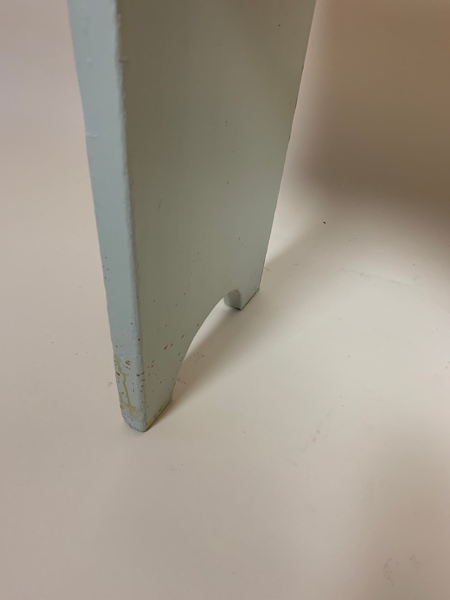 Kleine Bank mit viel Patina