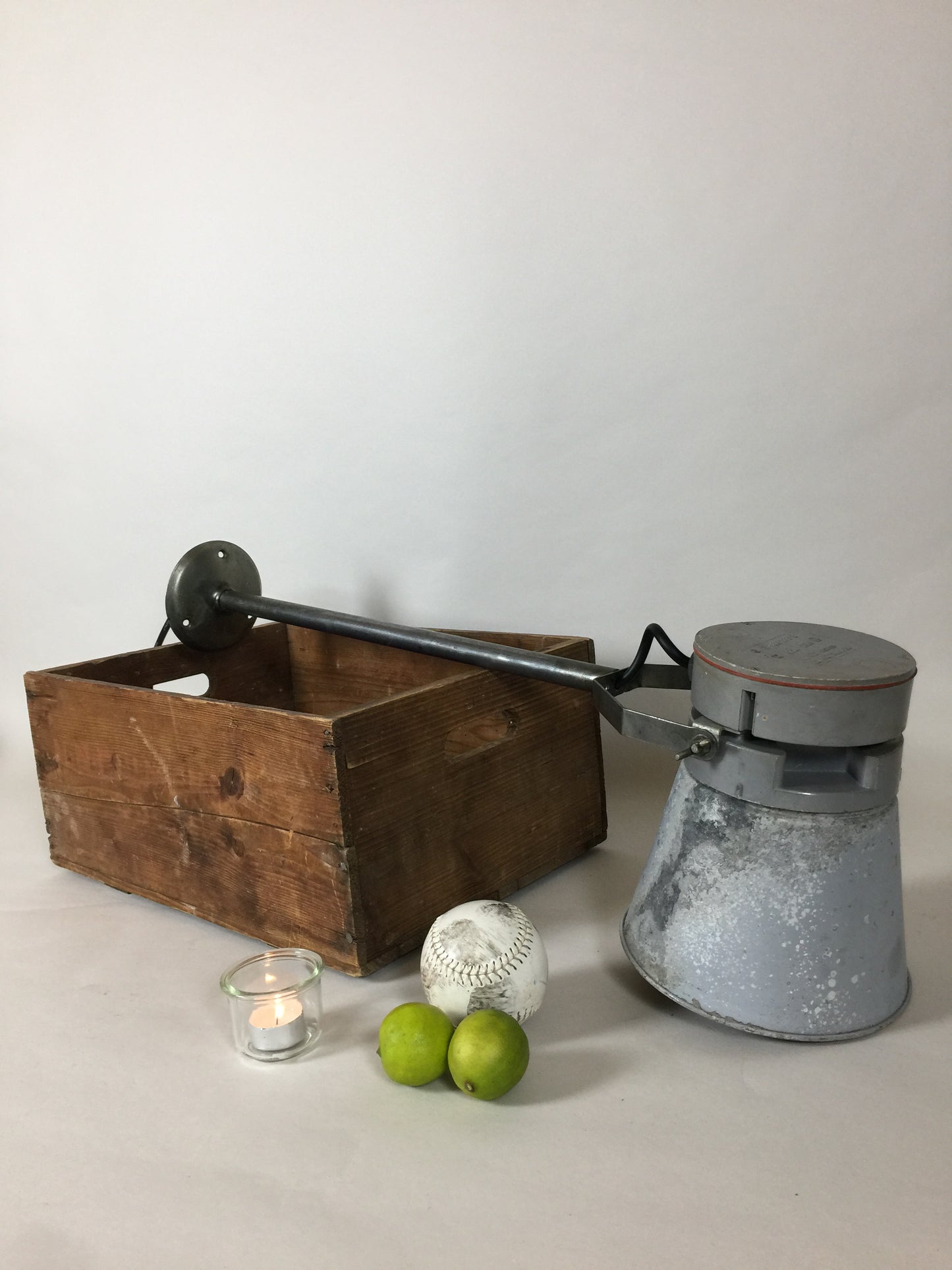 Schöne rohe Decken- oder Wandlampe (Preis gilt pro Stück)