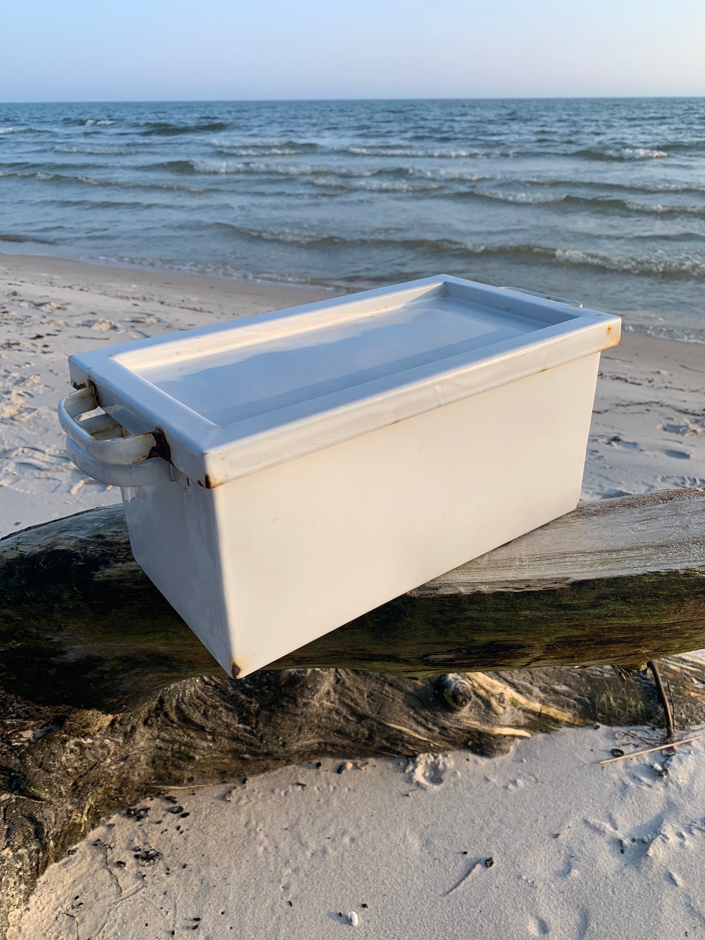 Glud und Marstrand Emaildose mit Deckel
