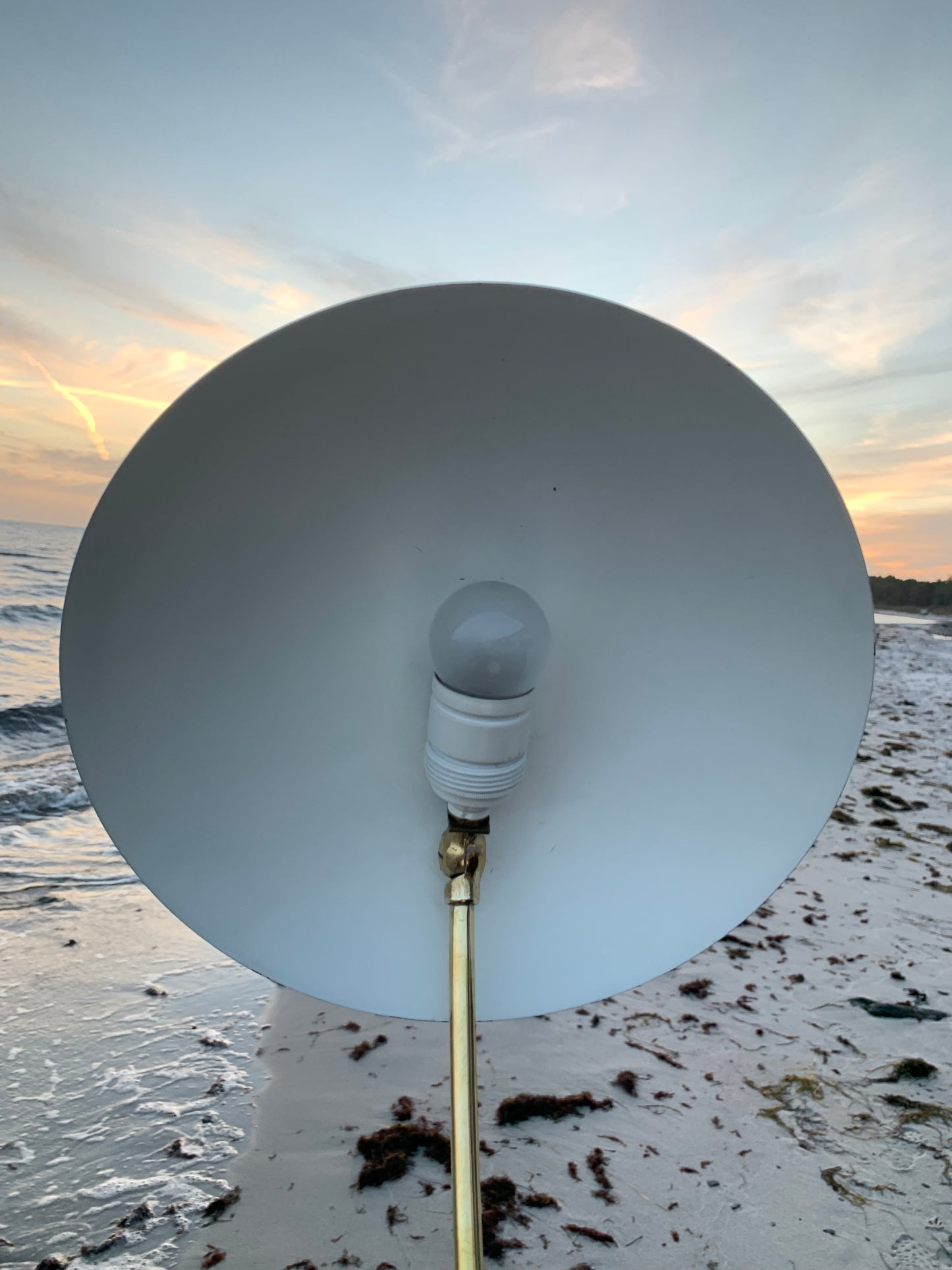 Kosakenlampe - Cremefarben mit Messingarm