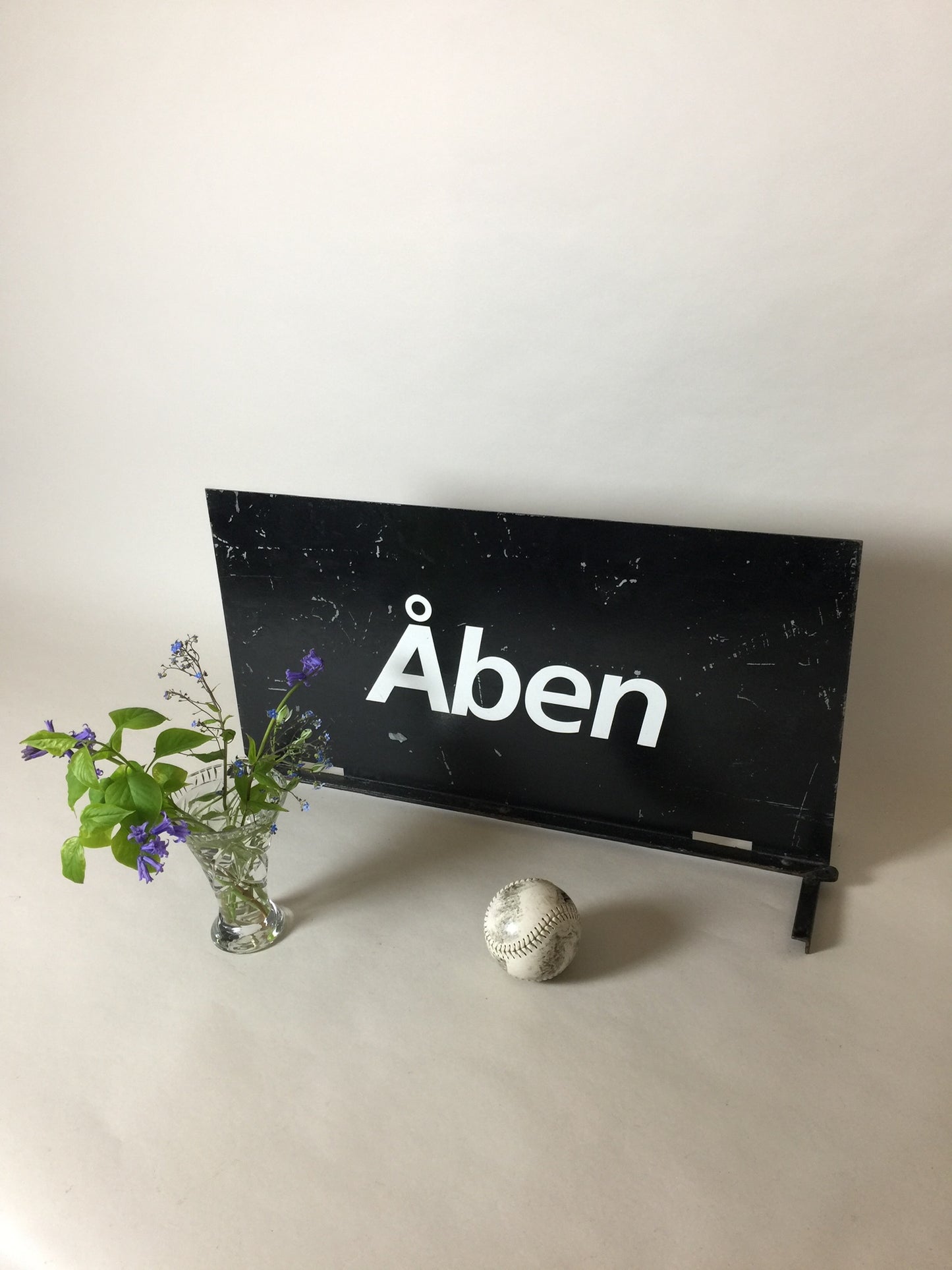 Offenes und geschlossenes Schild