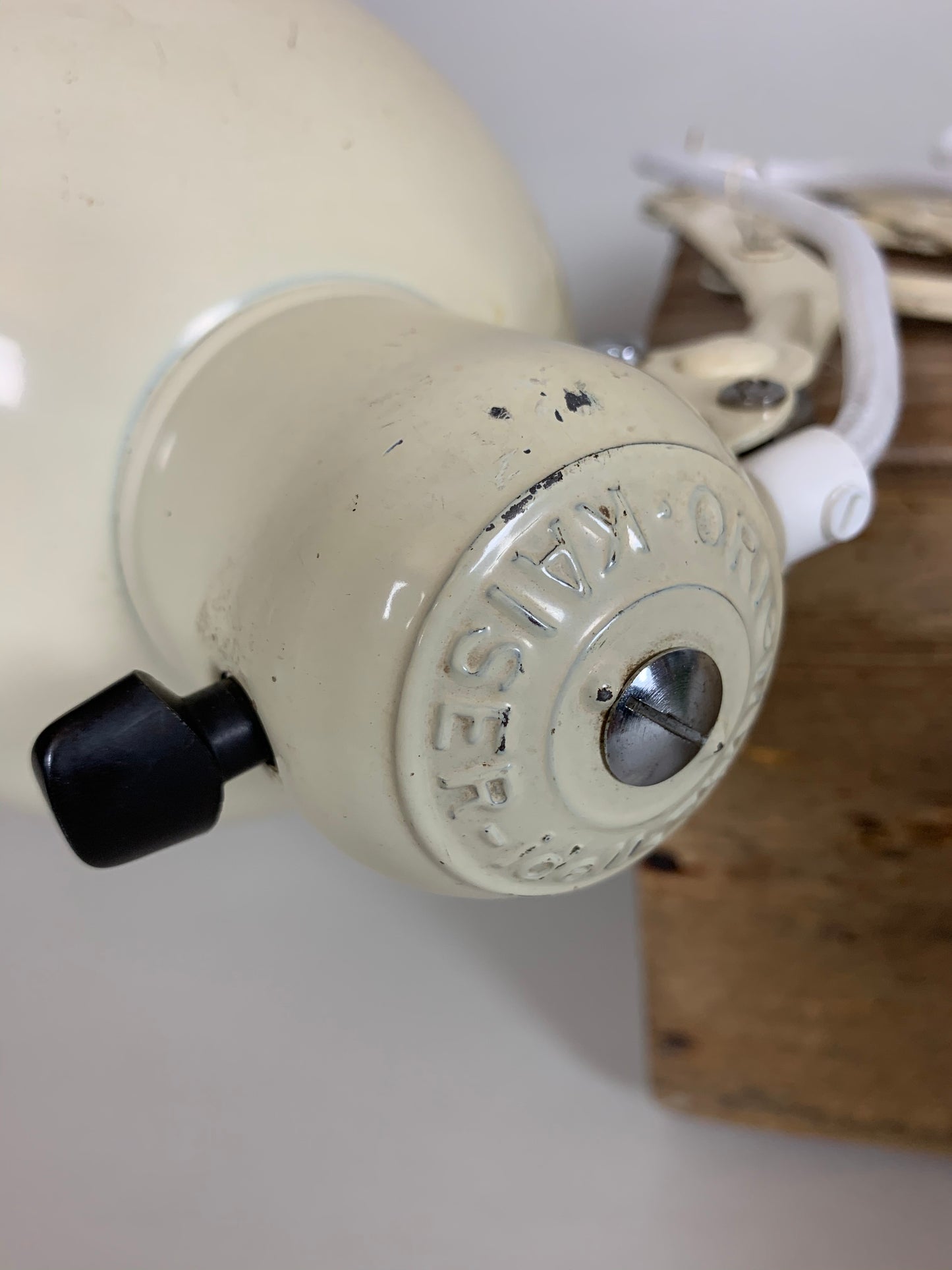 Kaiser Idell 6718 Scherenlampe