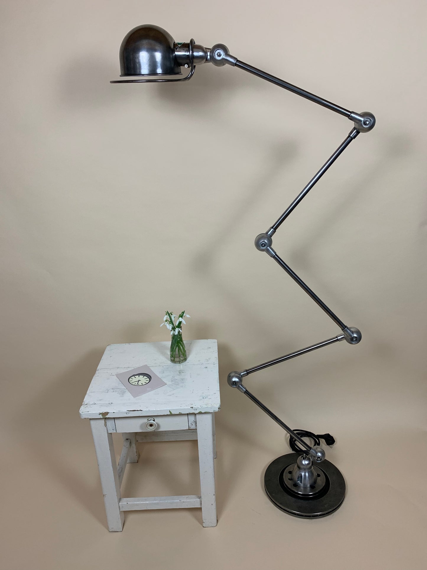 Schöne Jieldé Stehlampe mit 5 Armen