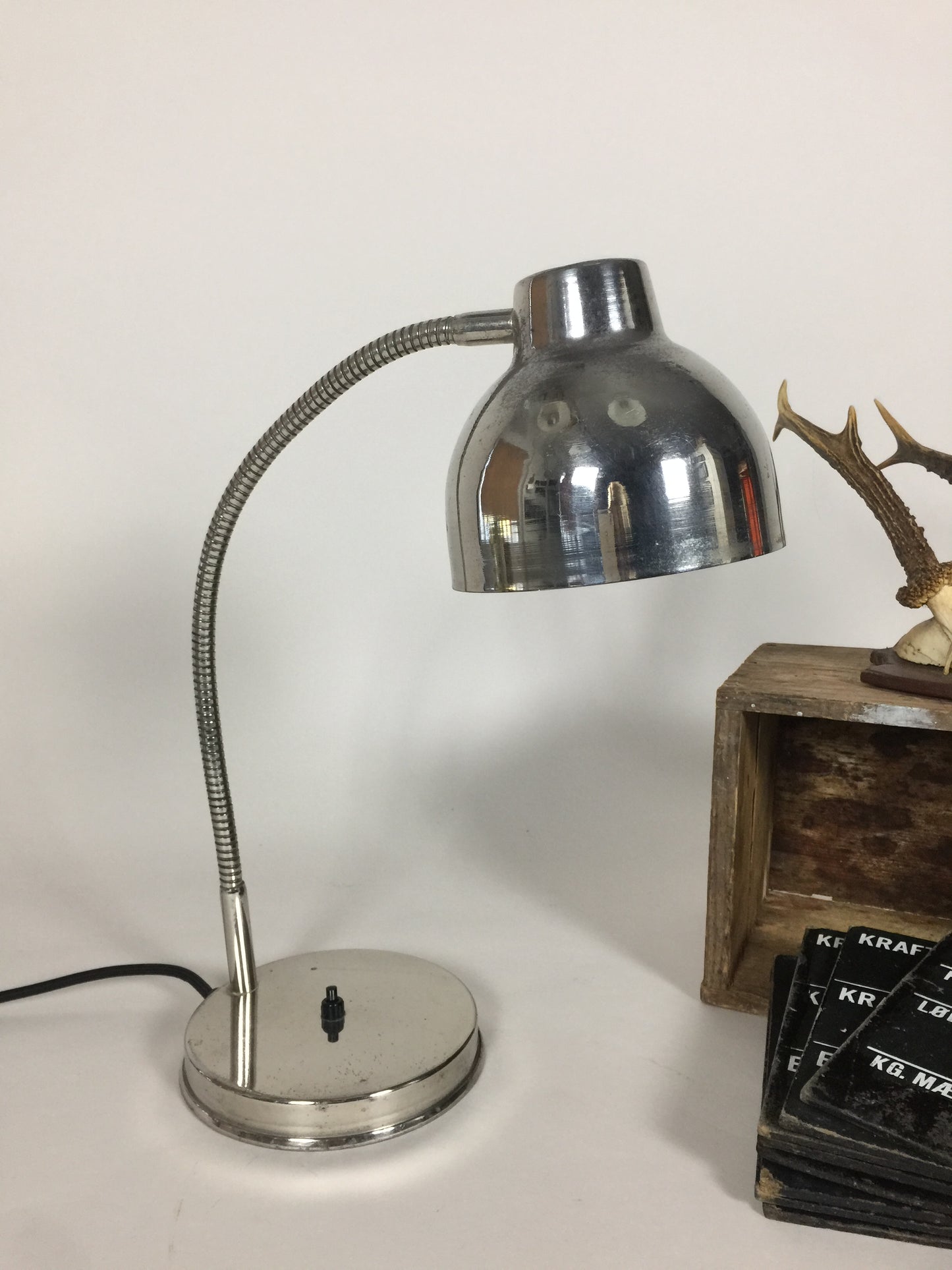 Industrielle handverlesene Tischlampe