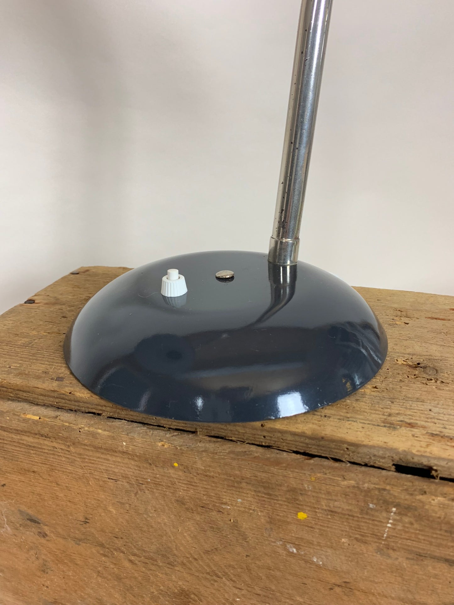 Schöne graue Lampe