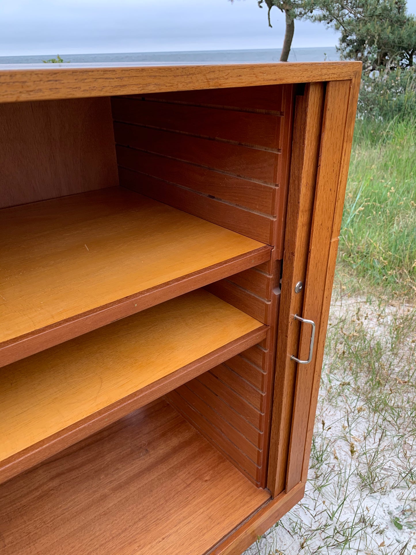 Aktenschrank mit Rollläden
