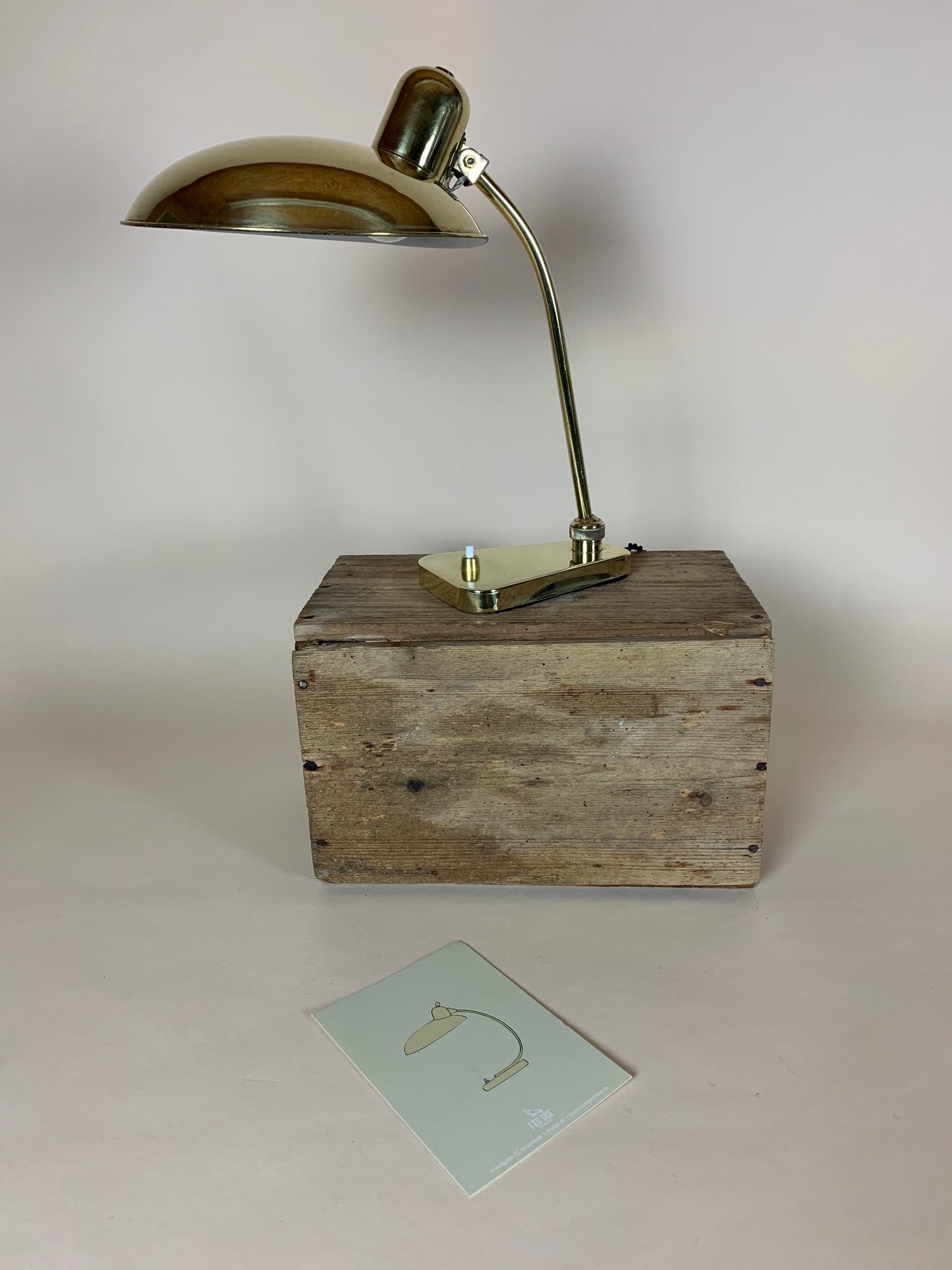 Schöne kleine Messinglampe aus Italien