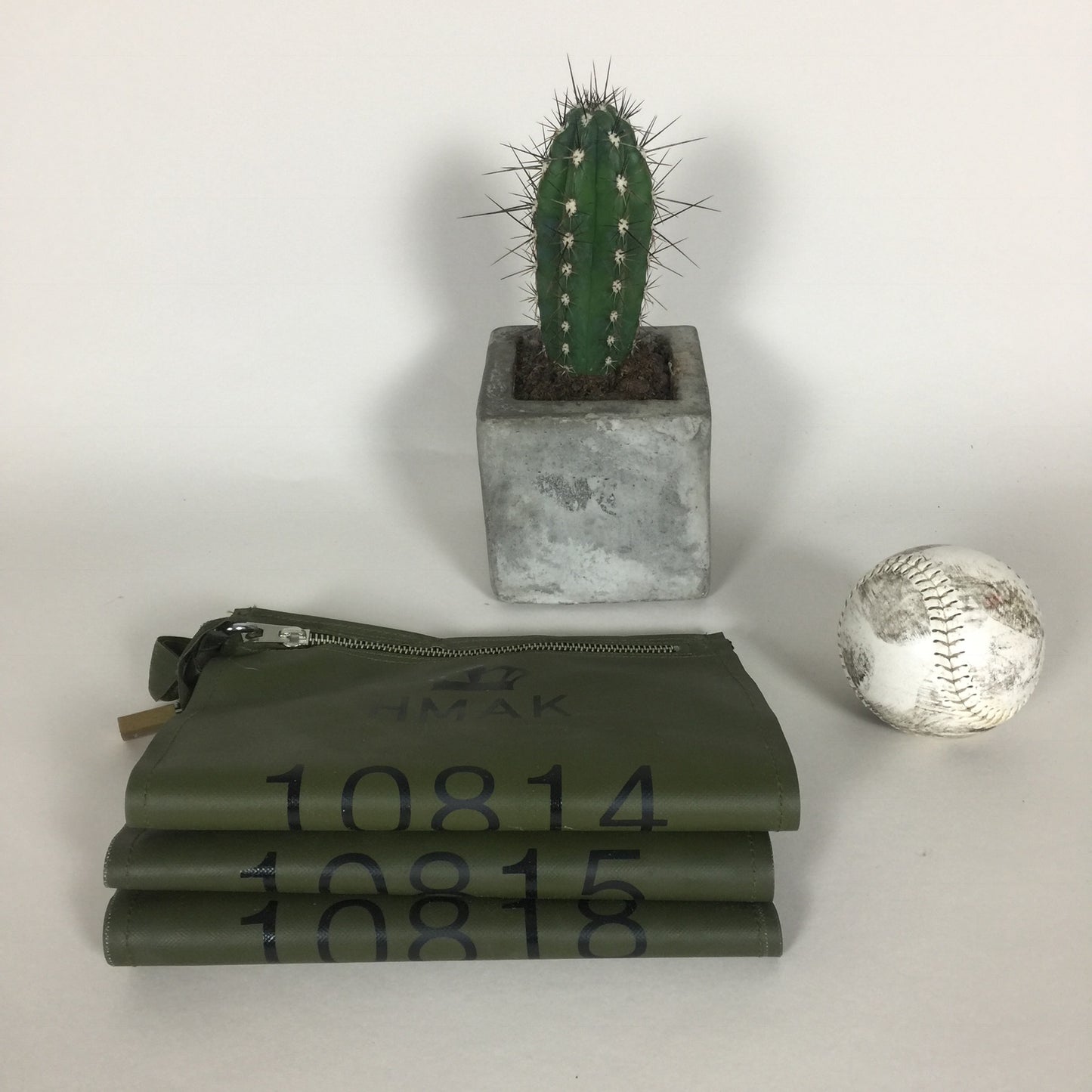 Militärtasche mit Schloss und nummeriertem Schlüssel (Preis gilt pro Stück)