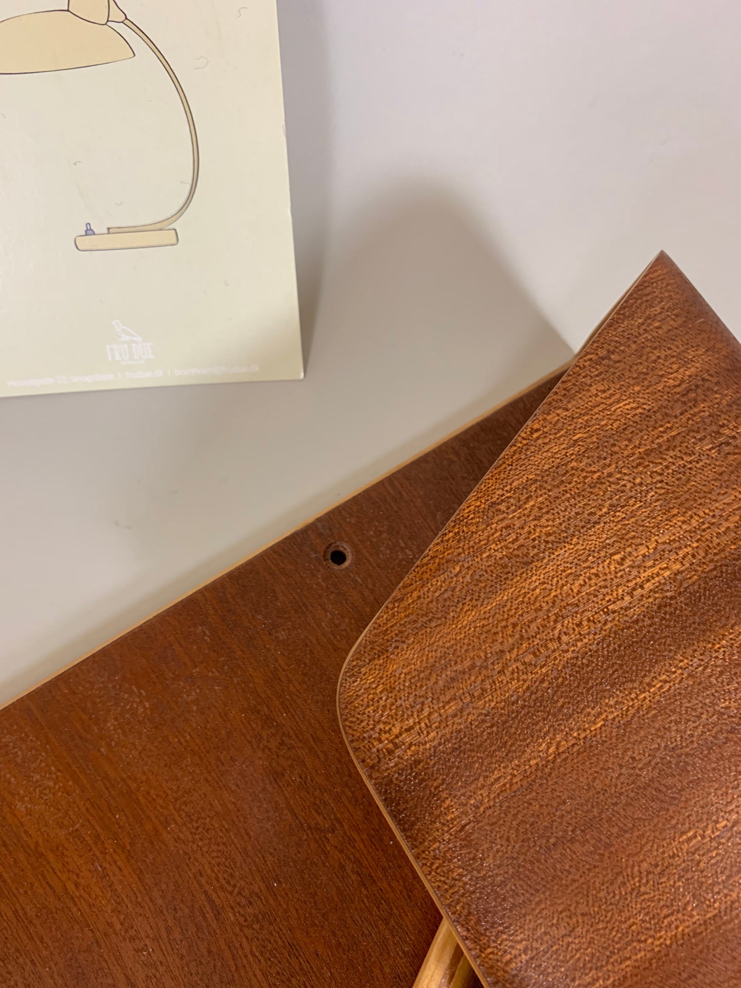 Aufbewahrung für Kleiderbügel (inkl. 5 Holzbügel)