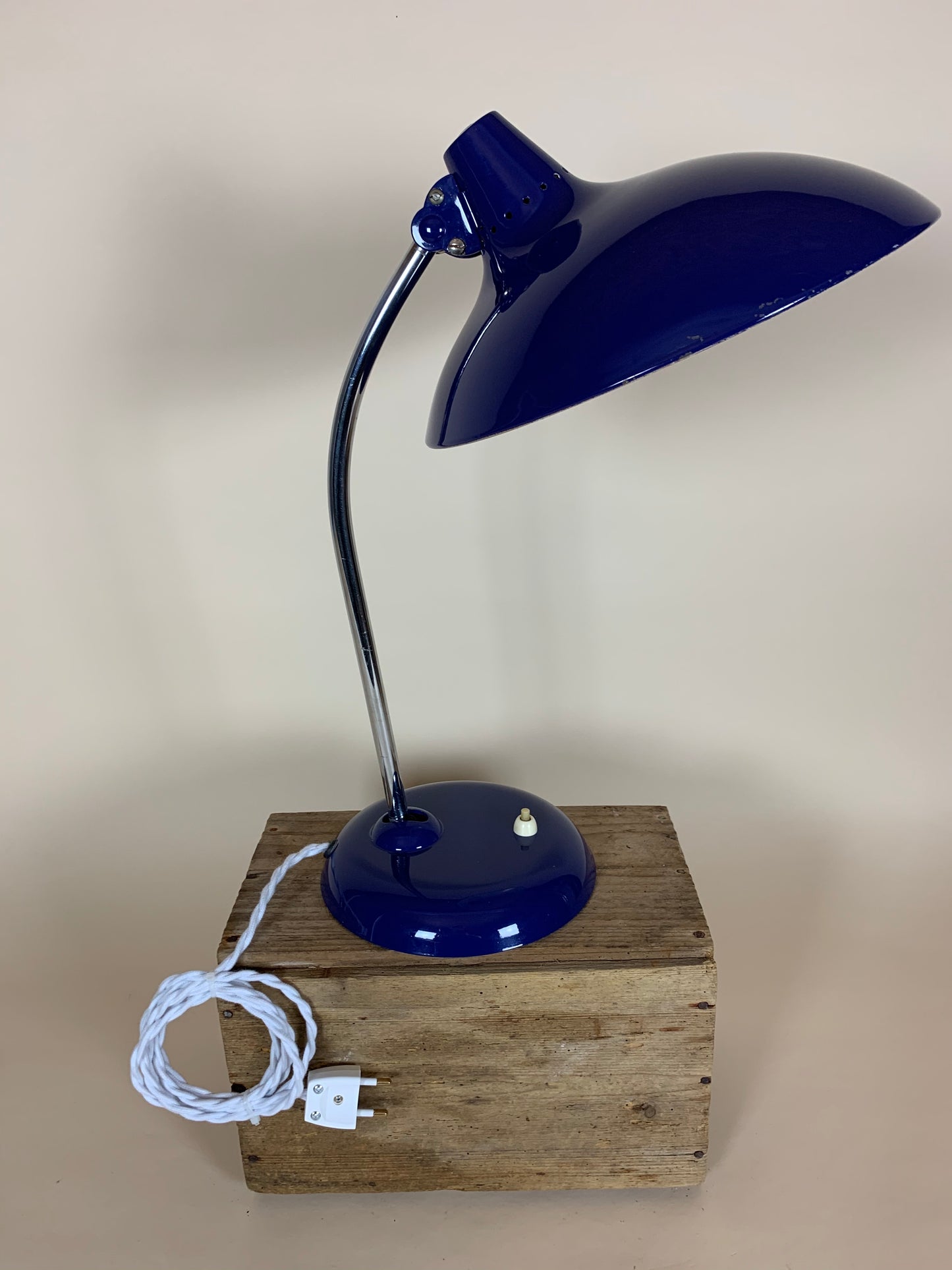 Kaiser Idell 6786 - Blau
