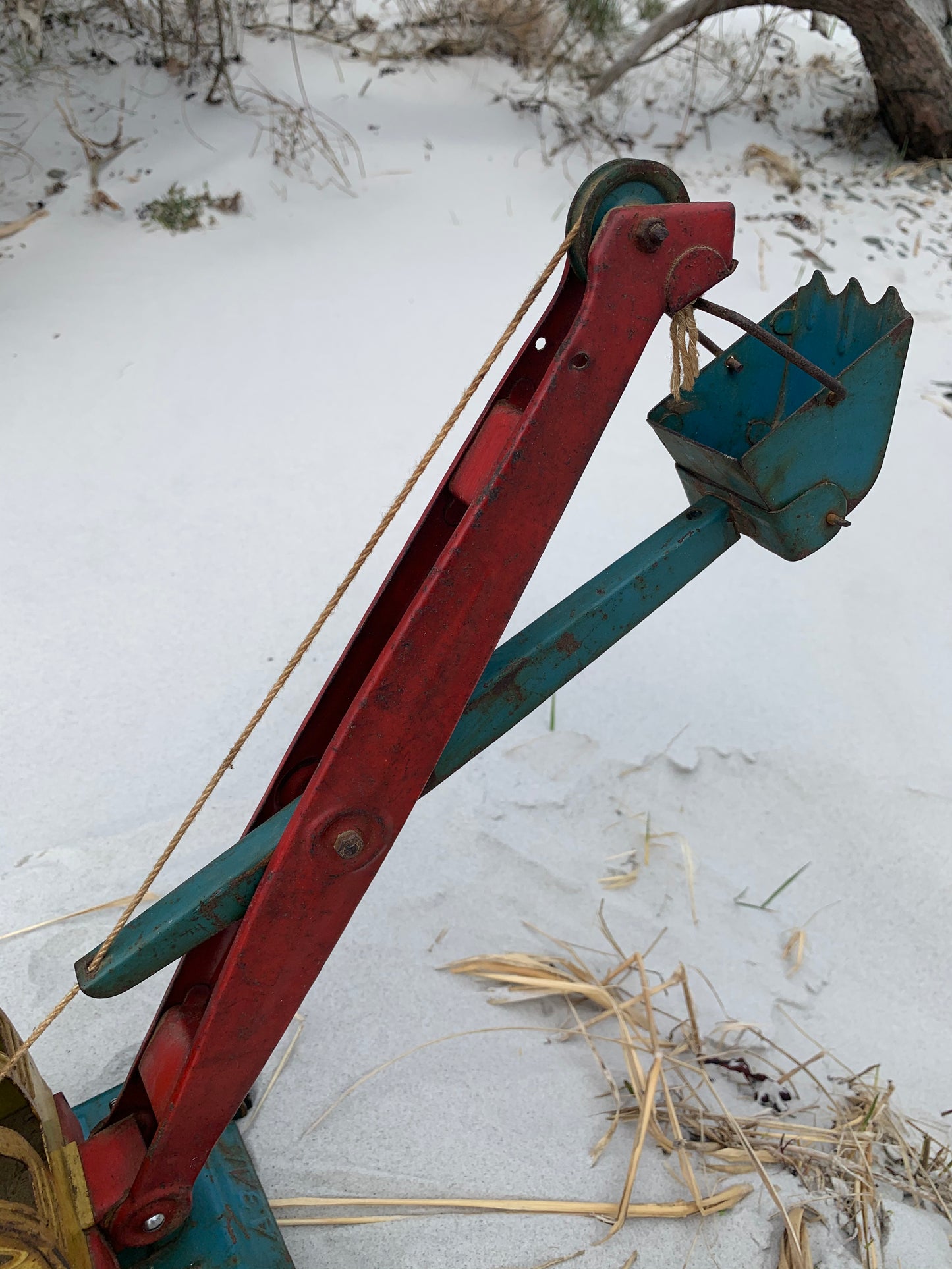 Schöner alter mechanischer Kran