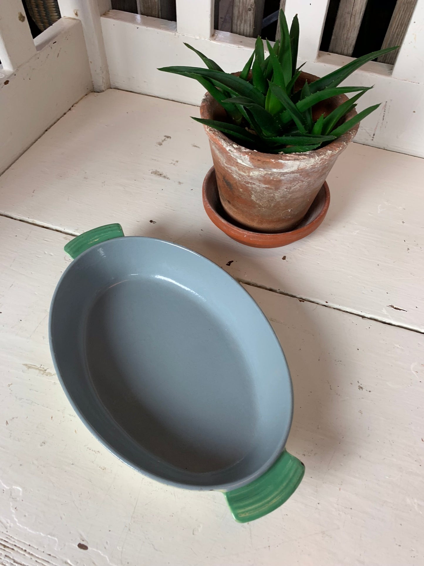 Ovale alte Emailleschale von Kockums