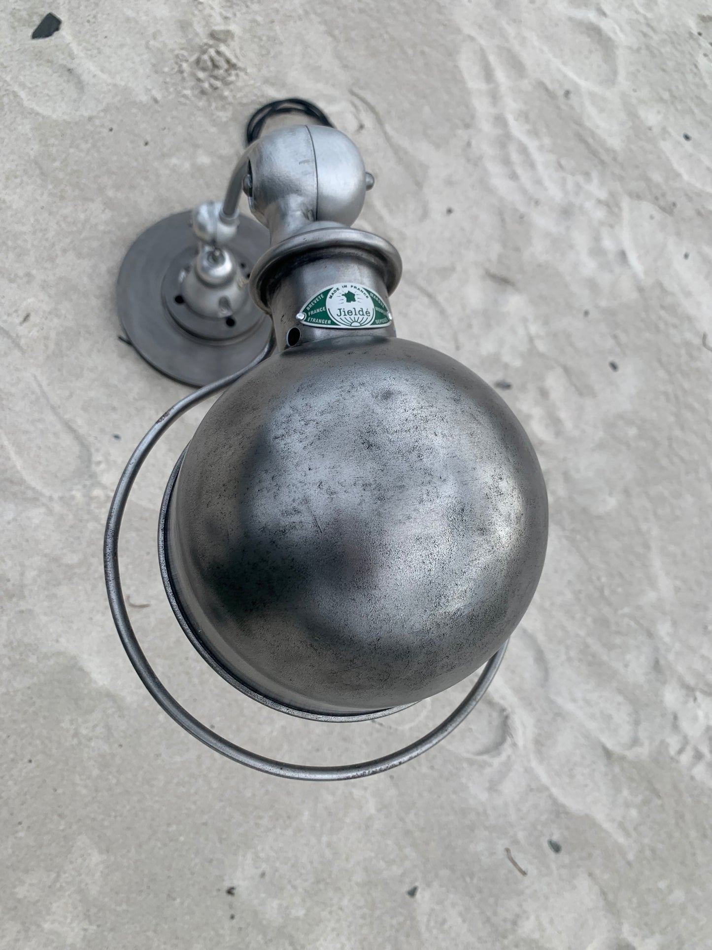 Jieldé Tischlampe mit gebogenem Arm