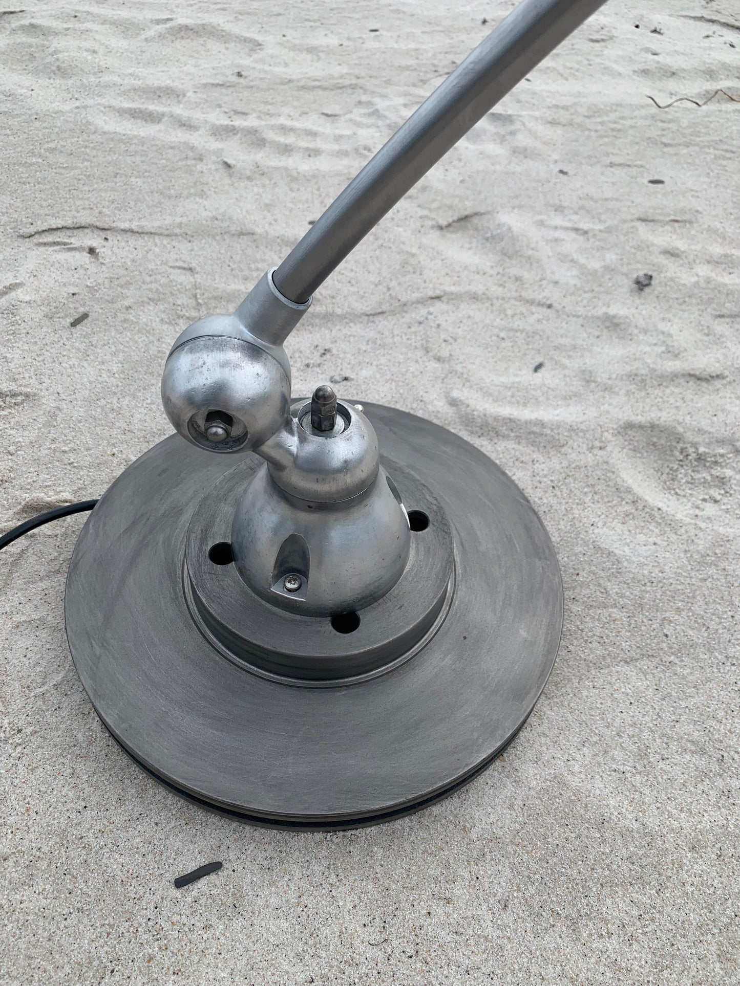 Jieldé Tischlampe mit gebogenem Arm