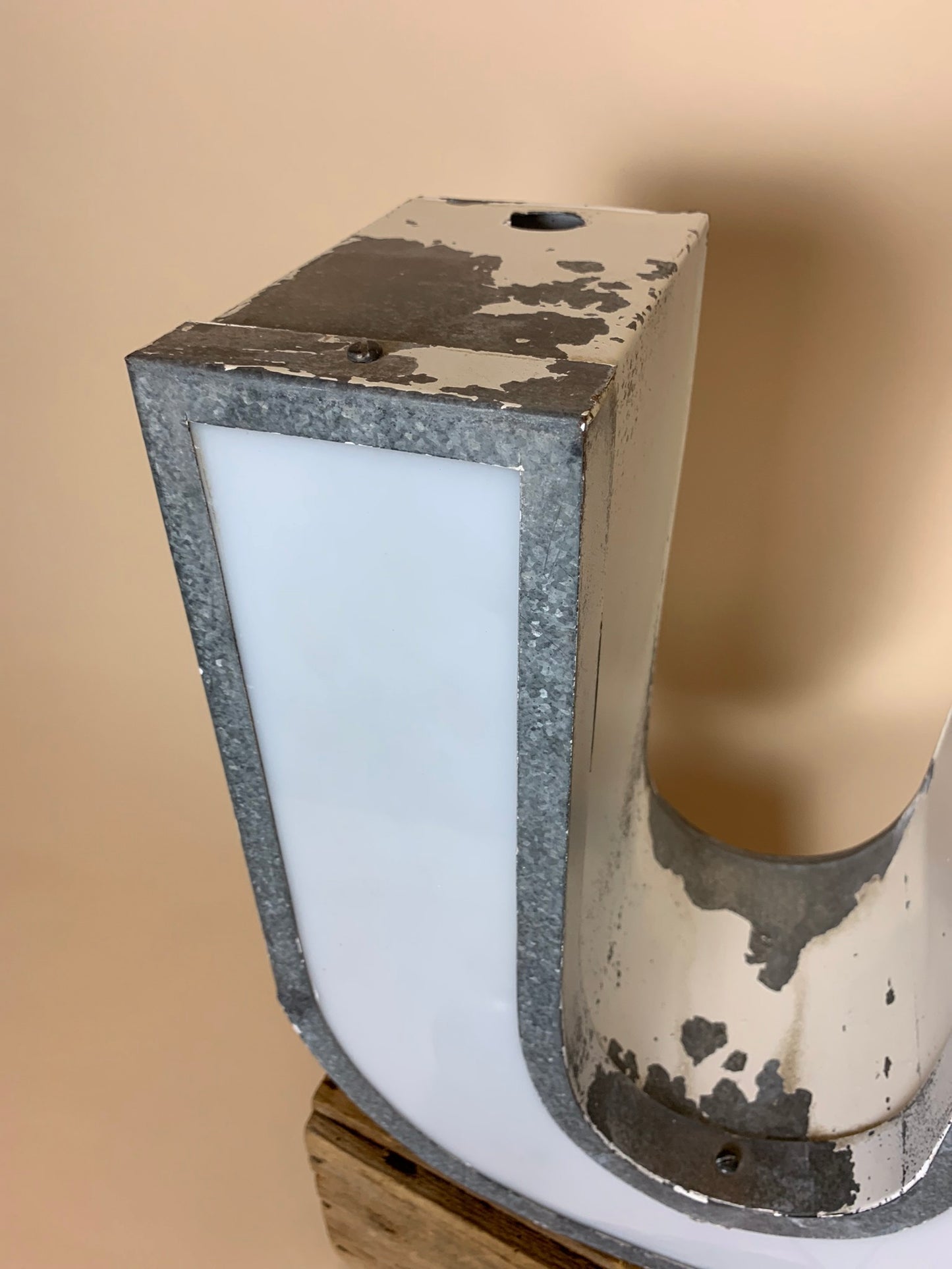 Buchstabe U mit Licht