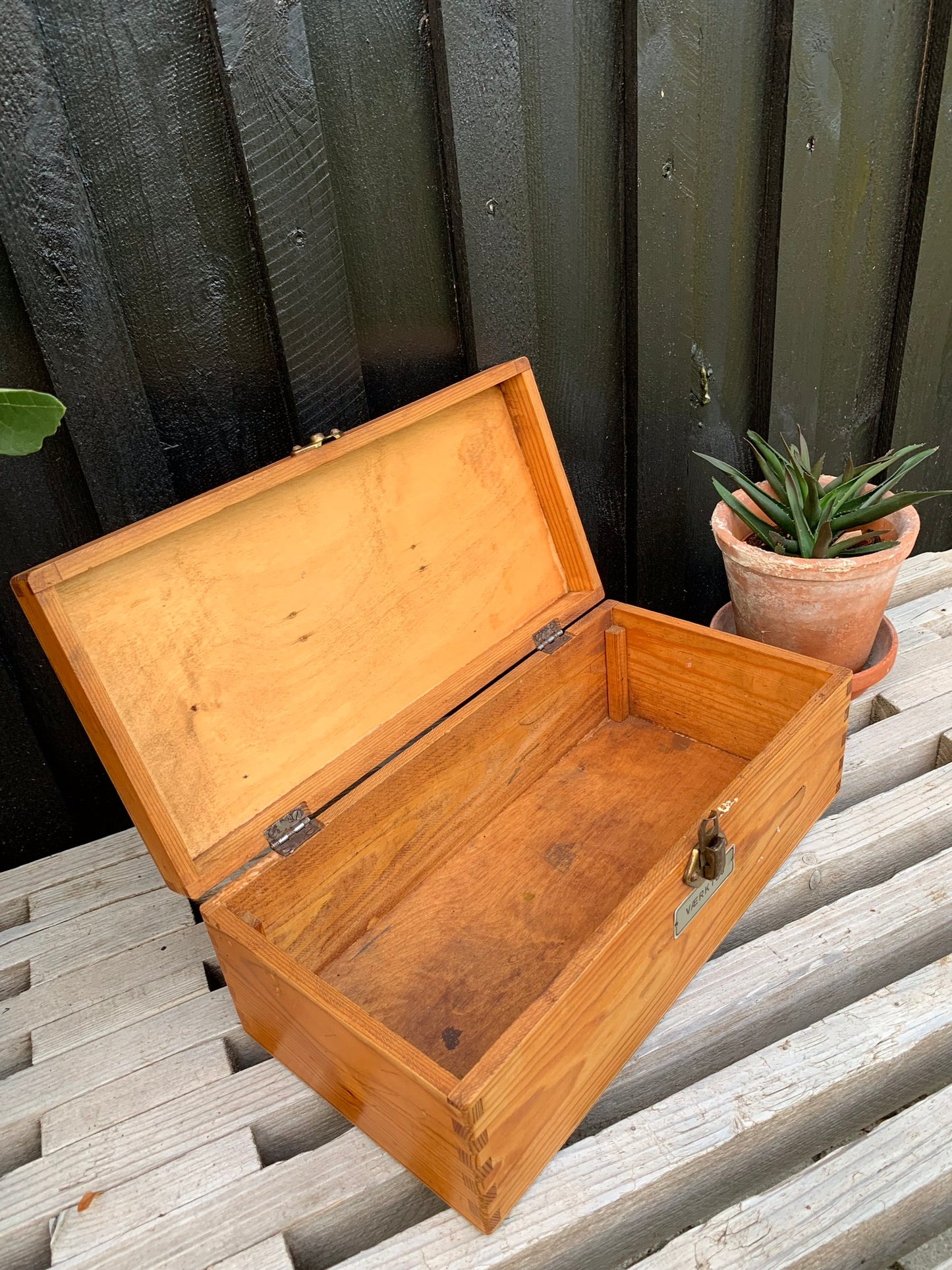 Werkzeugkasten aus Holz