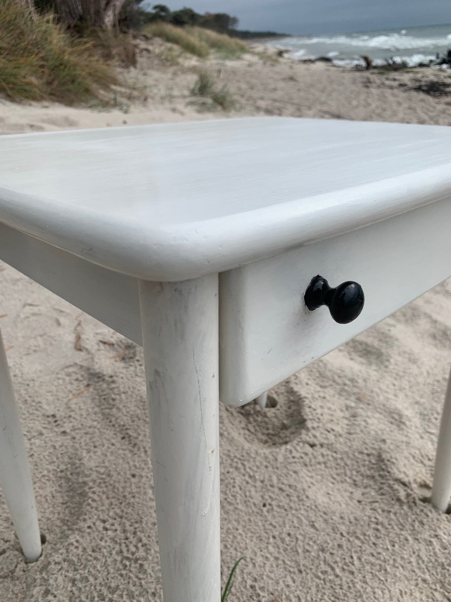 Kindertisch mit Schublade