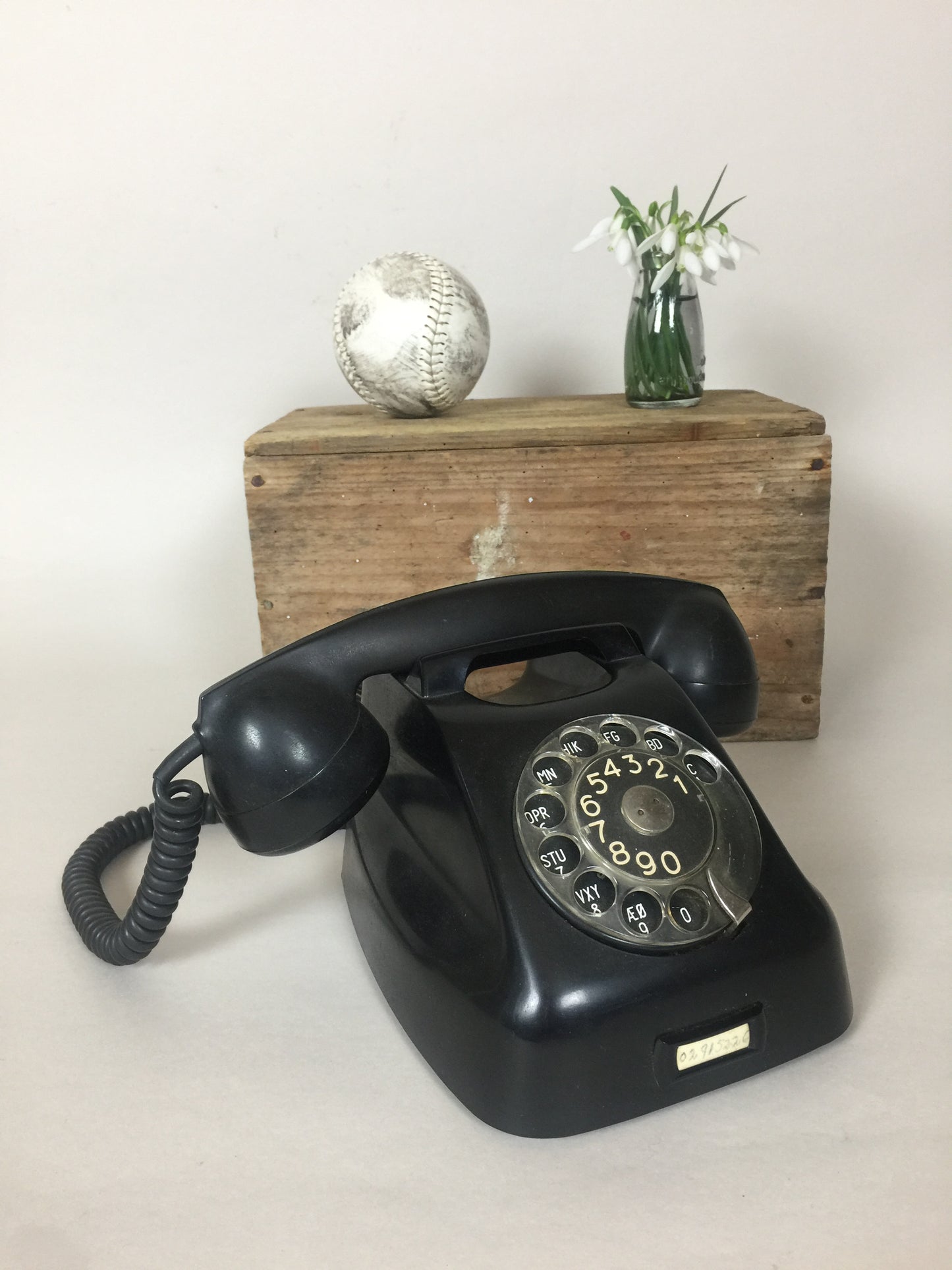 Altes schwarzes Telefon