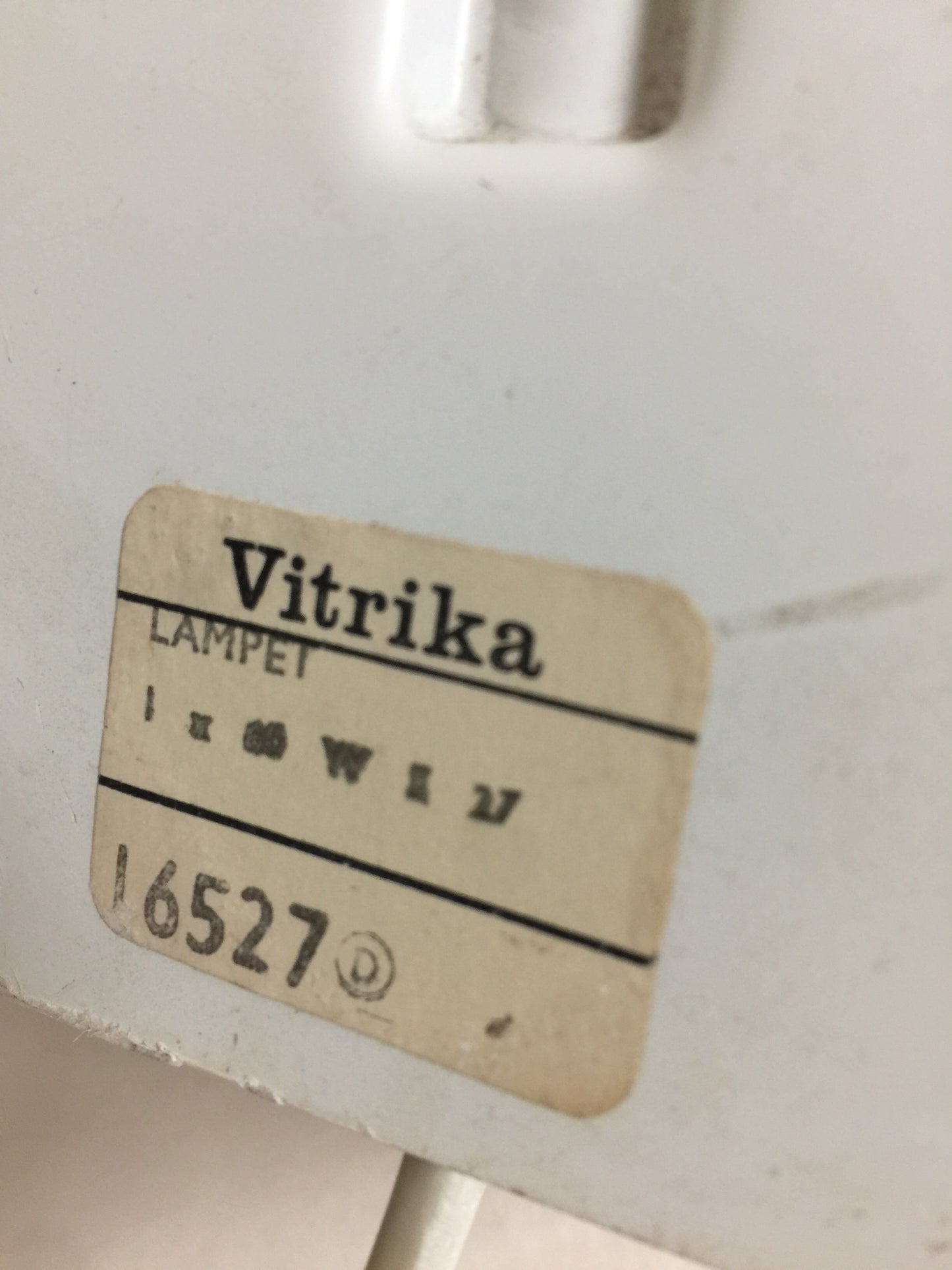 Schöne alte Vitrika Wandlampe